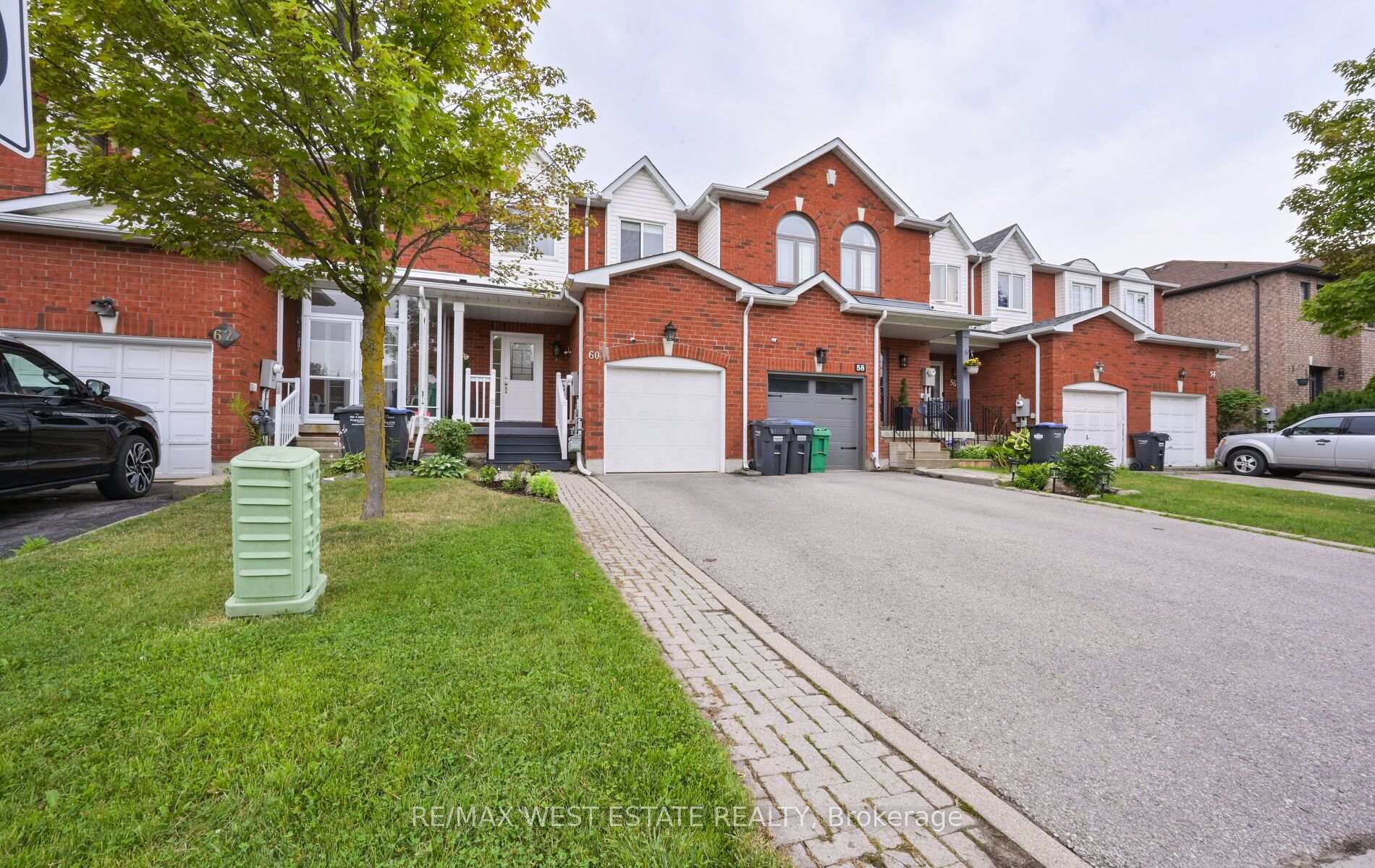 Photo 1 of 60 Waterbury Street, Caledon, Bolton East — HOMEH