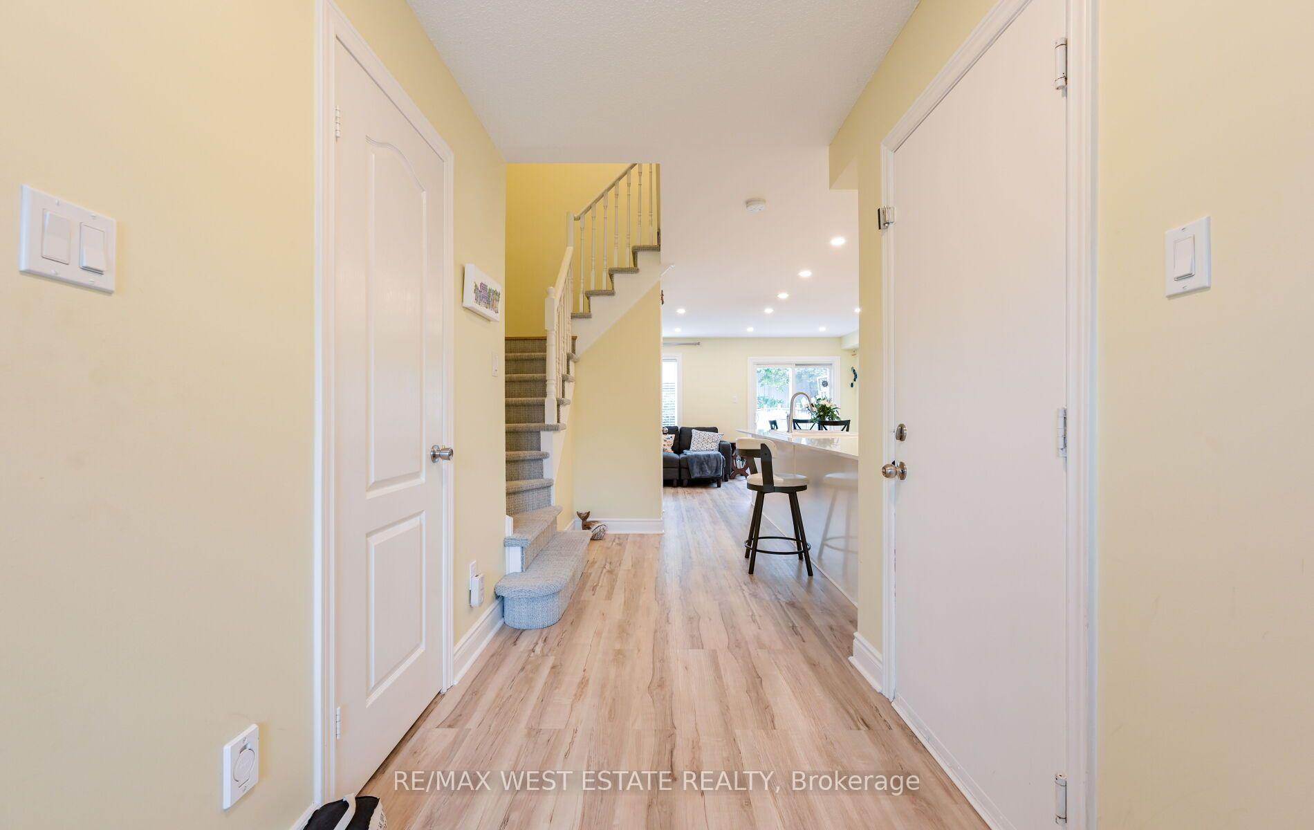 Photo 7 of 60 Waterbury Street, Caledon, Bolton East — HOMEH