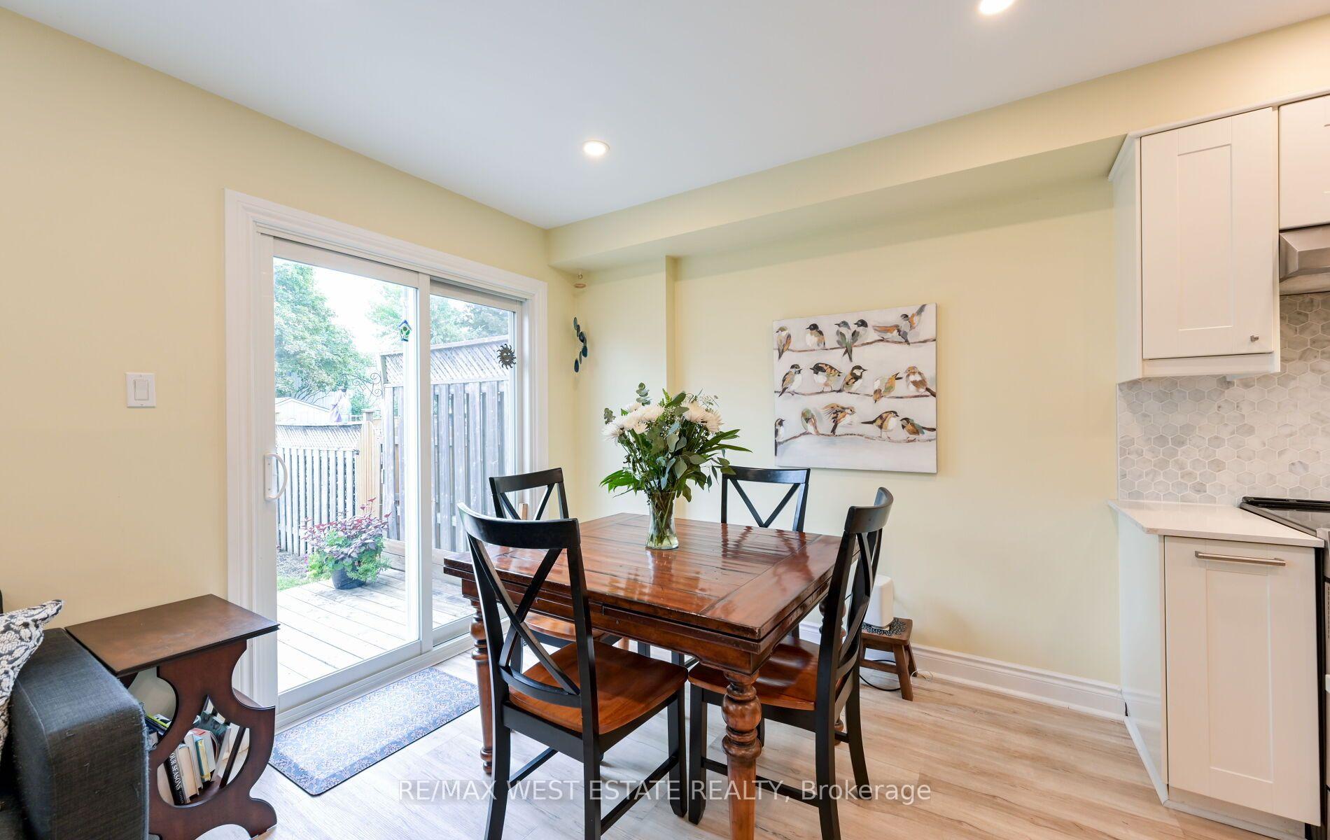 Photo 15 of 60 Waterbury Street, Caledon, Bolton East — HOMEH