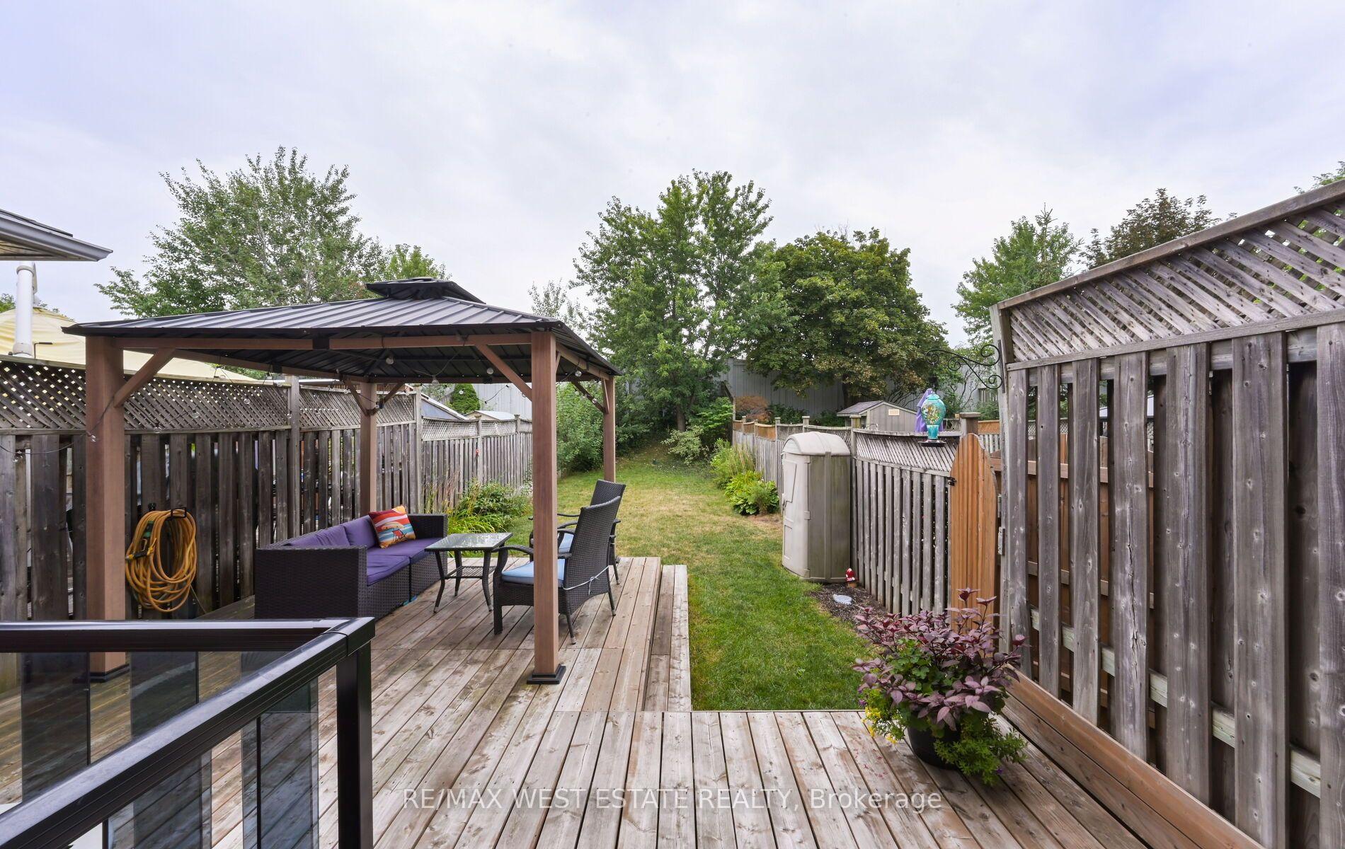 Photo 39 of 60 Waterbury Street, Caledon, Bolton East — HOMEH