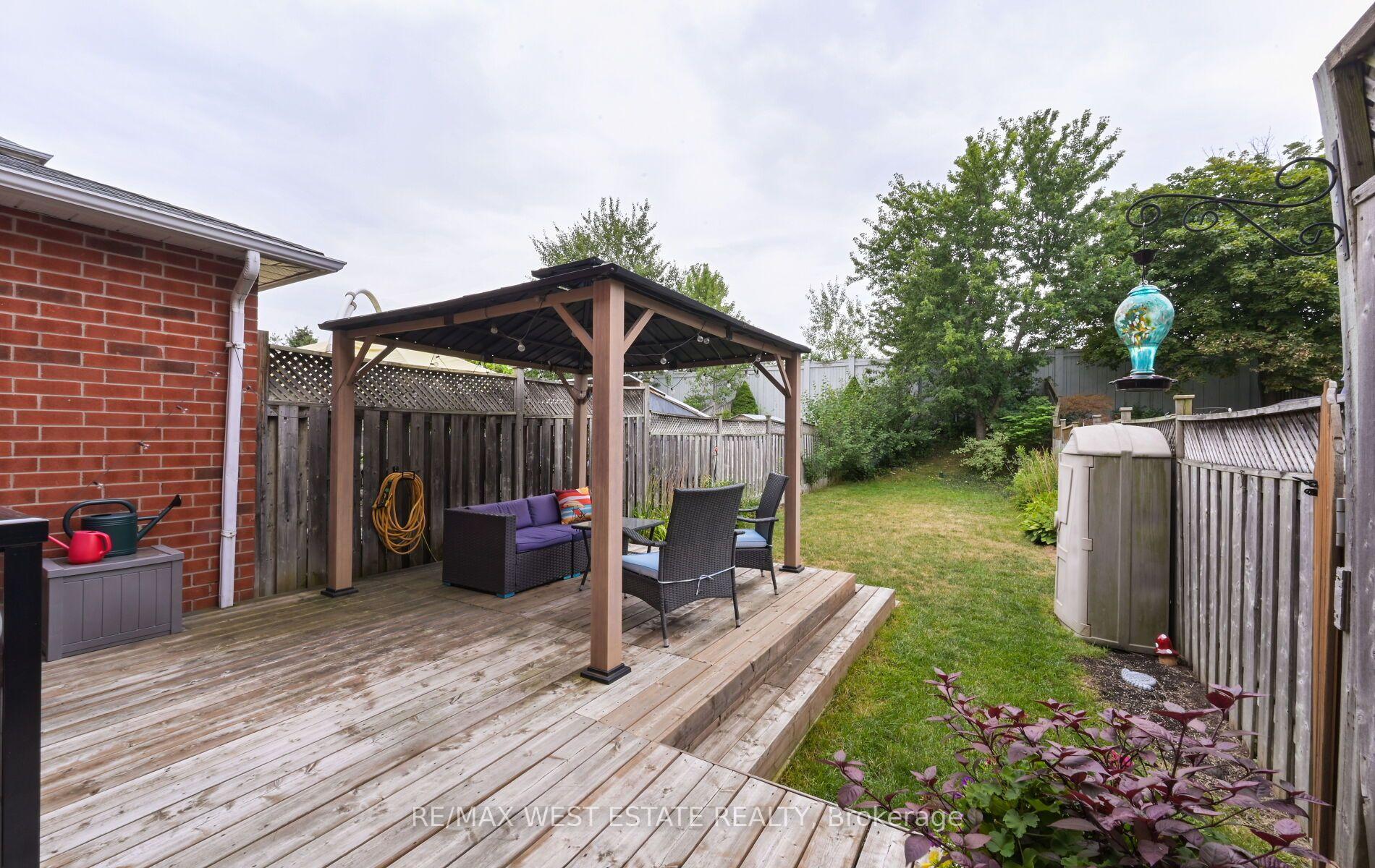 Photo 40 of 60 Waterbury Street, Caledon, Bolton East — HOMEH