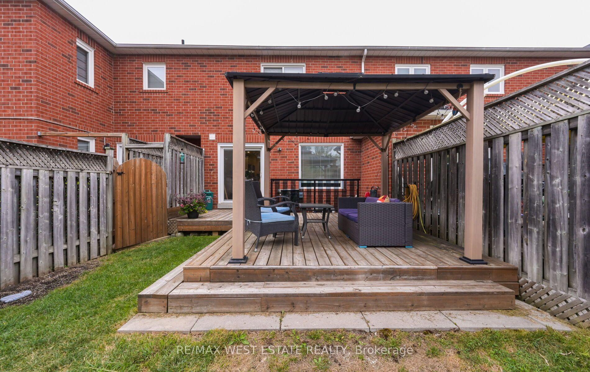 Photo 43 of 60 Waterbury Street, Caledon, Bolton East — HOMEH