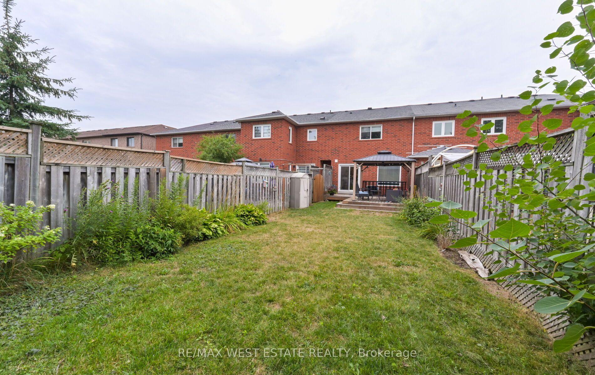 Photo 49 of 60 Waterbury Street, Caledon, Bolton East — HOMEH