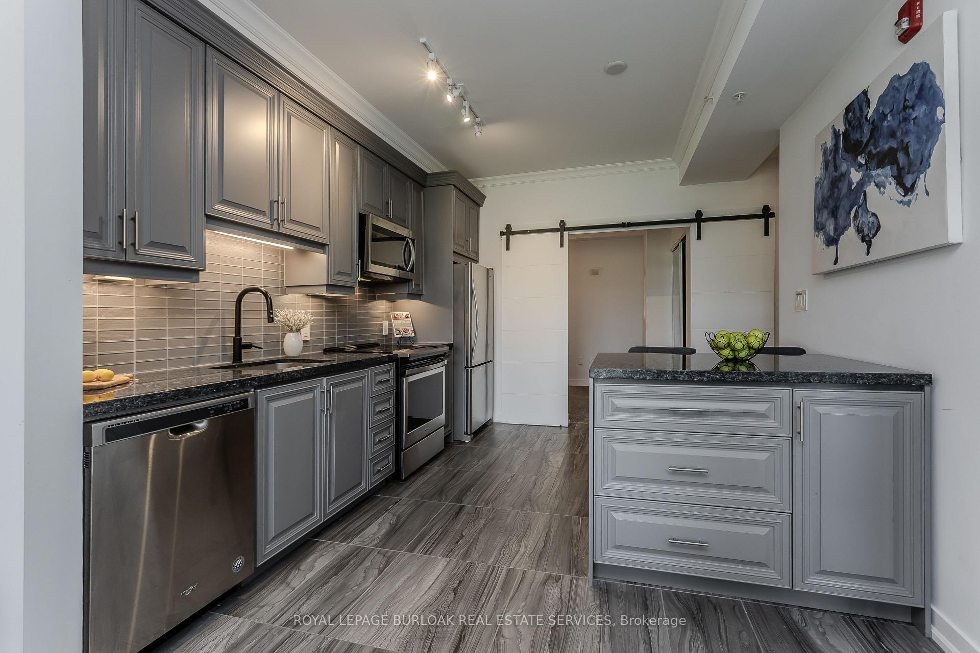 Photo 10 of Unit 315, 4040 Upper Middle Road, Burlington, Tansley — HOMEH
