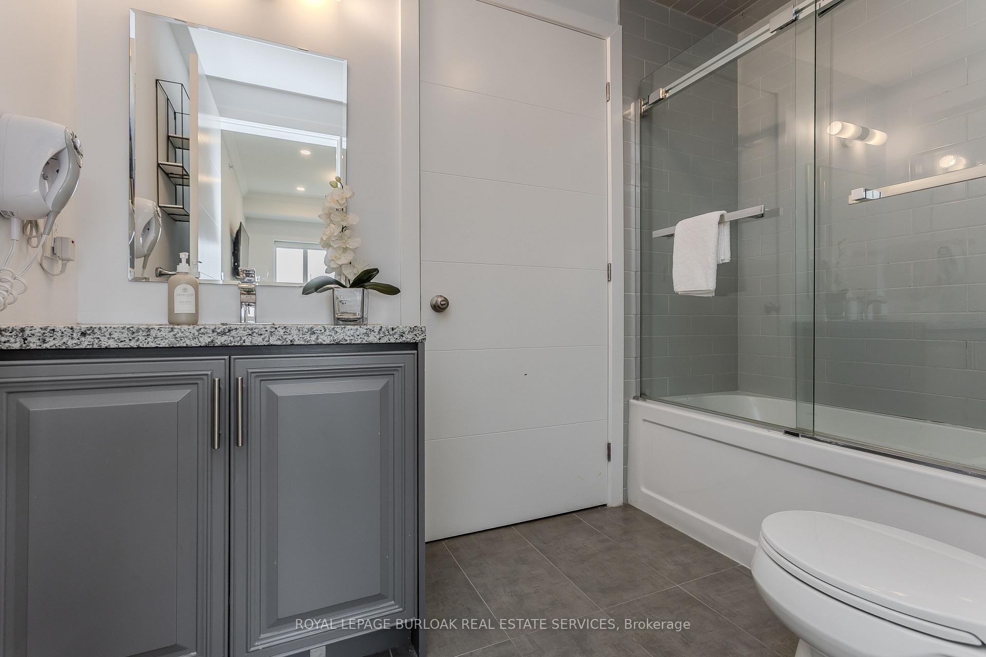 Photo 25 of Unit 315, 4040 Upper Middle Road, Burlington, Tansley — HOMEH