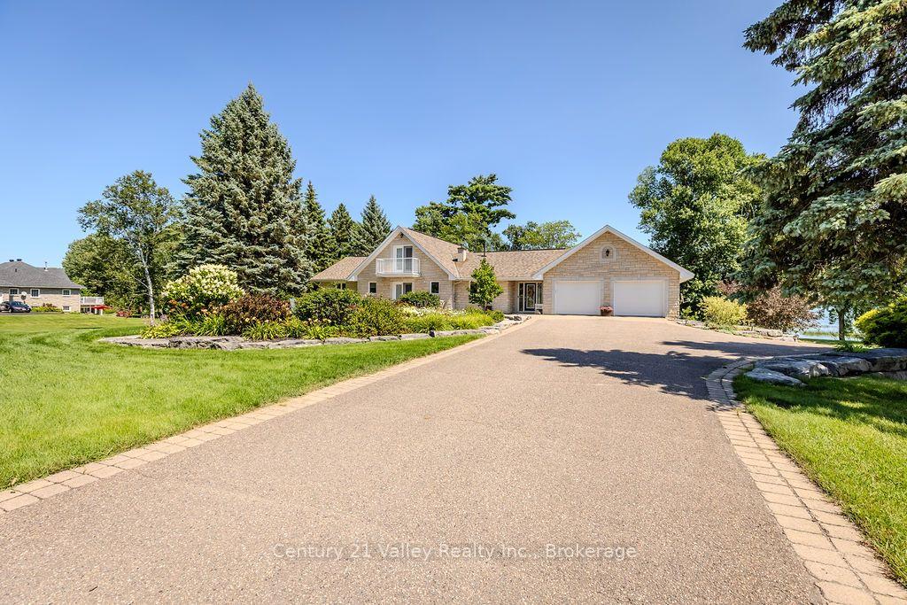 Photo 3 of 101 Biederman Road, North Algona Wilberforce, North Algona/Wilberforce Twp — HOMEH