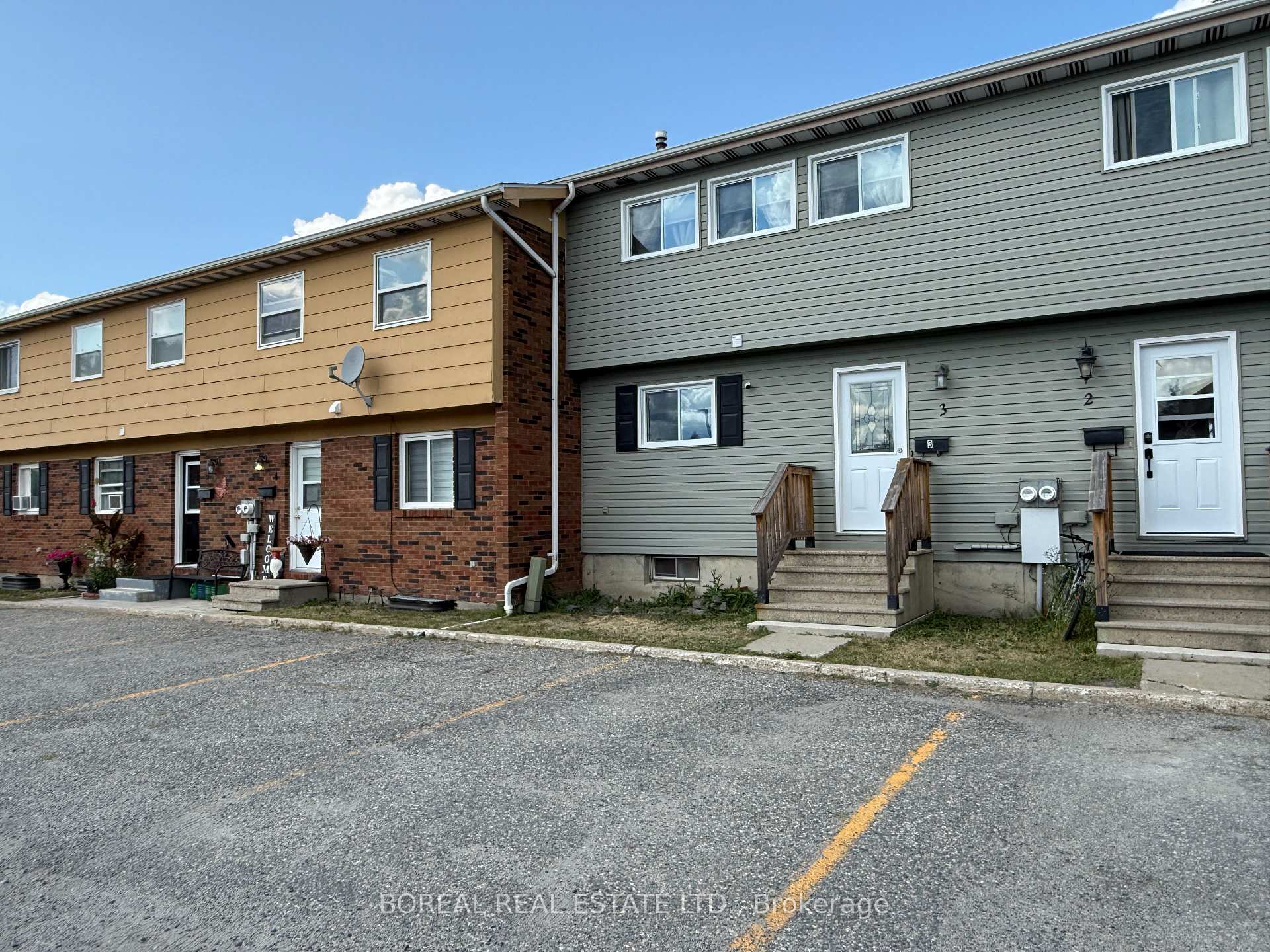 Photo 2 of Unit 3, 577 College Street, Timmins, TNW - Riverpark — HOMEH