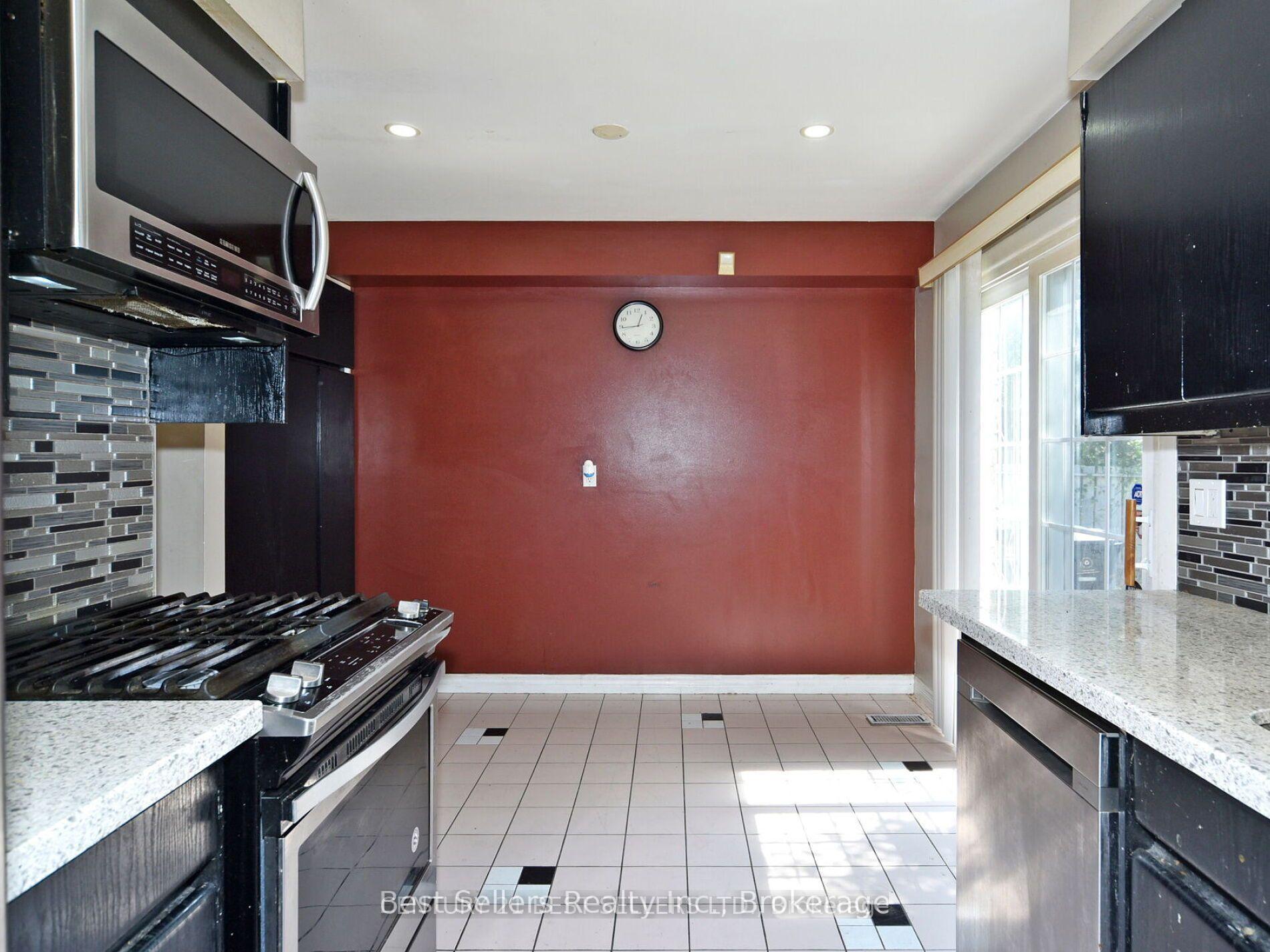 Photo 17 of 48 Marrakesh Drive, Scarborough, Agincourt North — HOMEH