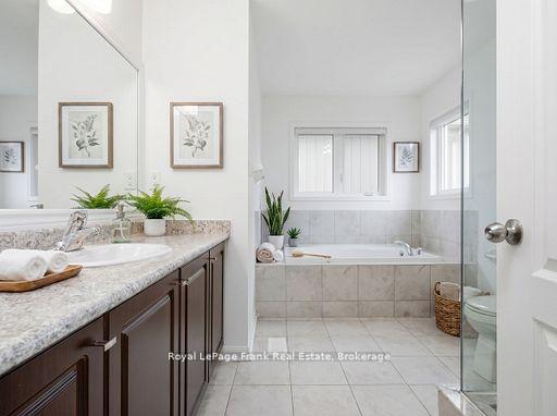 Photo 16 of 144 Bruce Cameron Drive, Clarington, Bowmanville — HOMEH