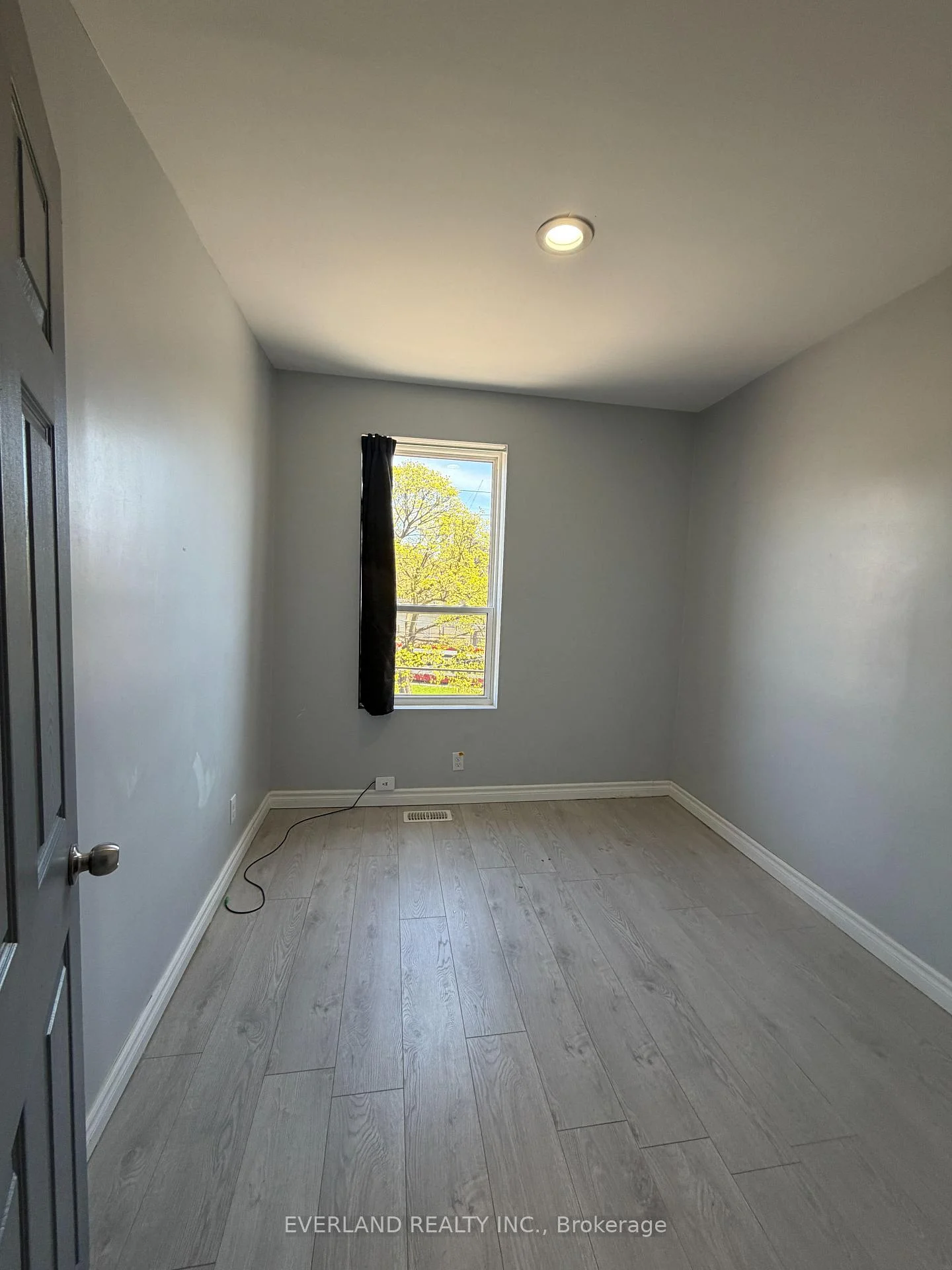 Photo 4 of Unit 201, 850 Bathurst Street, Toronto, The Annex — HOMEH