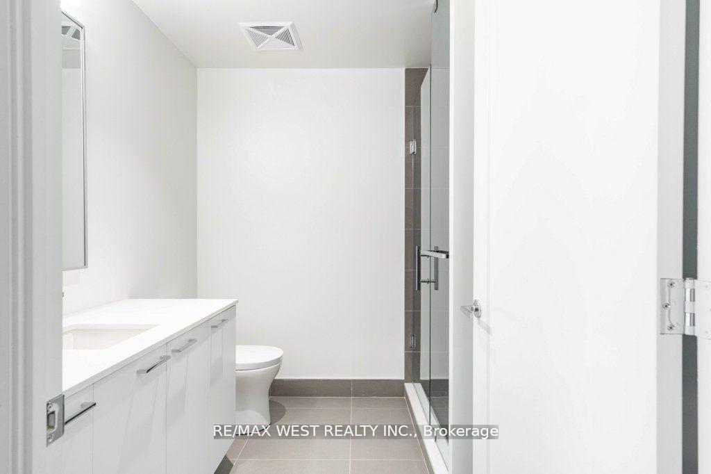 Photo 7 of Unit 307, 293 The Kingsway, Etobicoke, Edenbridge-Humber Valley — HOMEH