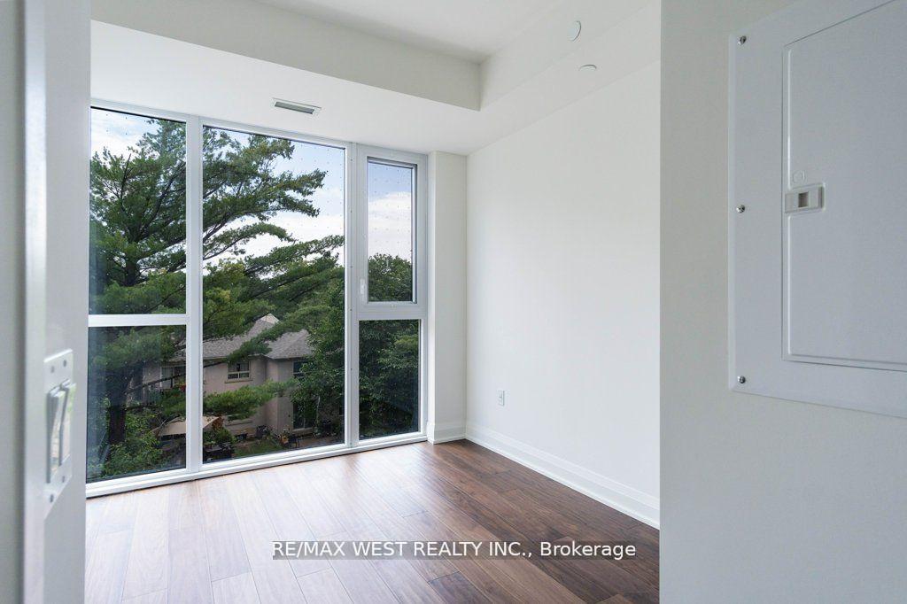Photo 11 of Unit 307, 293 The Kingsway, Etobicoke, Edenbridge-Humber Valley — HOMEH