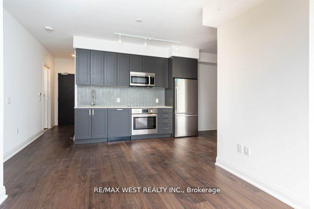 Photo 13 of Unit 307, 293 The Kingsway, Etobicoke, Edenbridge-Humber Valley — HOMEH