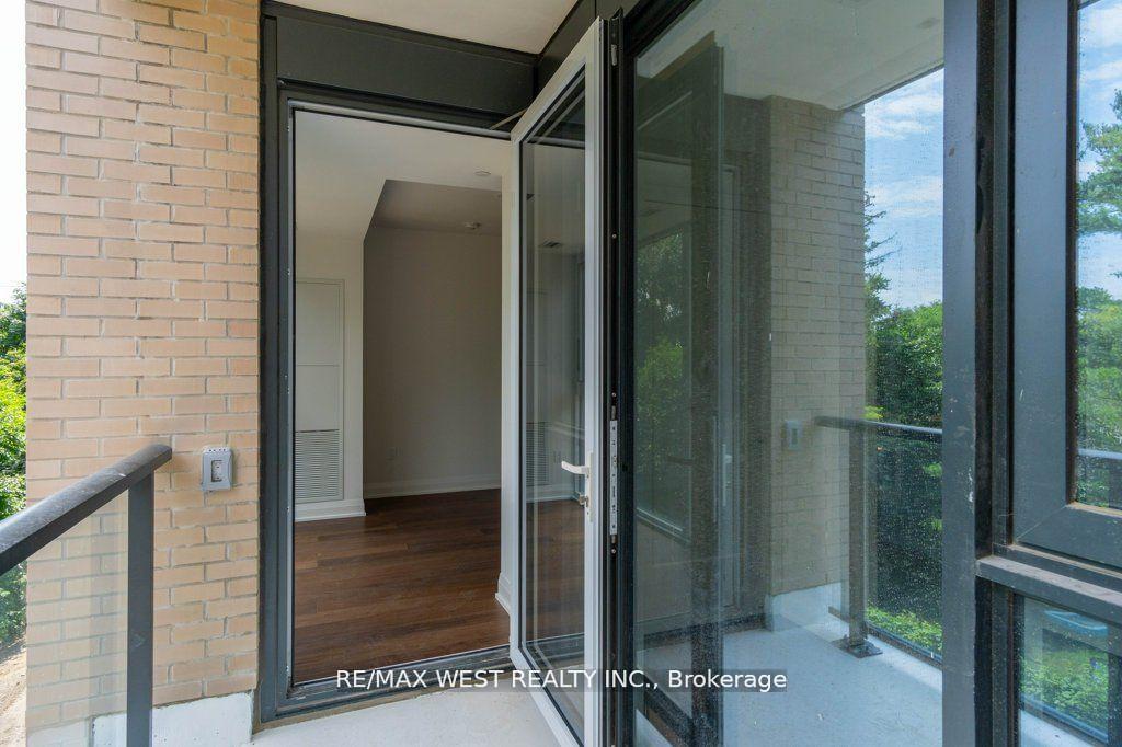 Photo 26 of Unit 307, 293 The Kingsway, Etobicoke, Edenbridge-Humber Valley — HOMEH