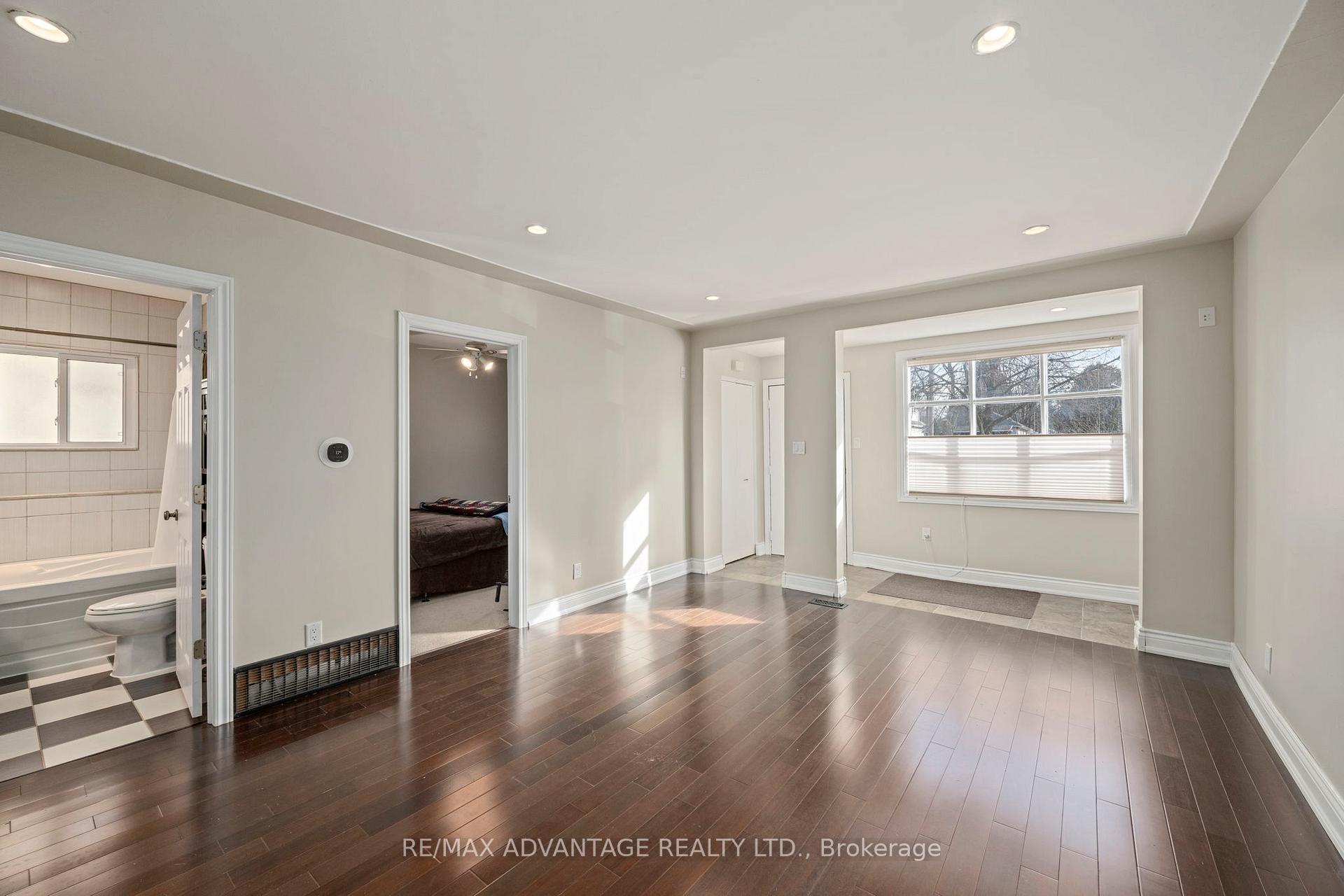 Photo 9 of 945 Colborne Street, London, East B — HOMEH