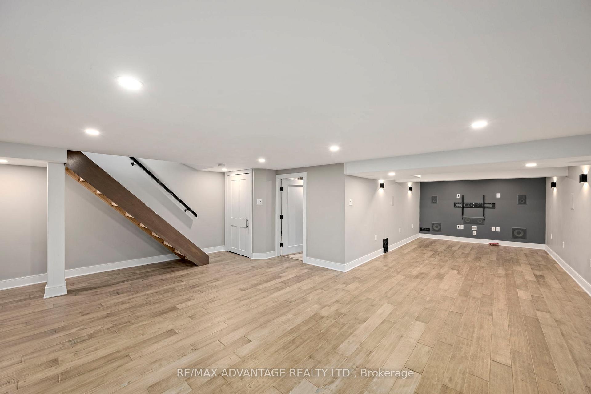 Photo 23 of 945 Colborne Street, London, East B — HOMEH