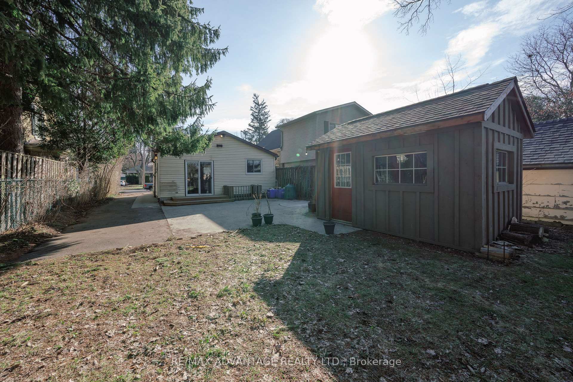Photo 36 of 945 Colborne Street, London, East B — HOMEH