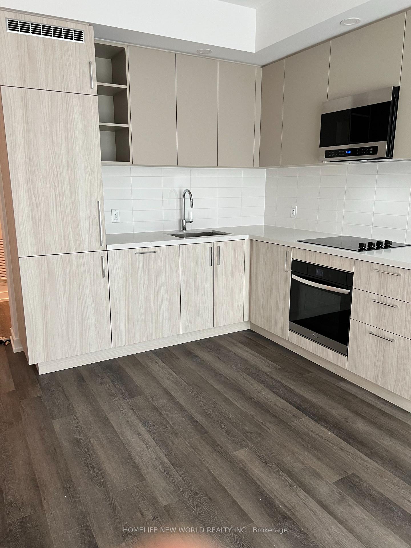 Photo 6 of Unit 1001, 21 Meadowvale Road, Vaughan, Concord — HOMEH