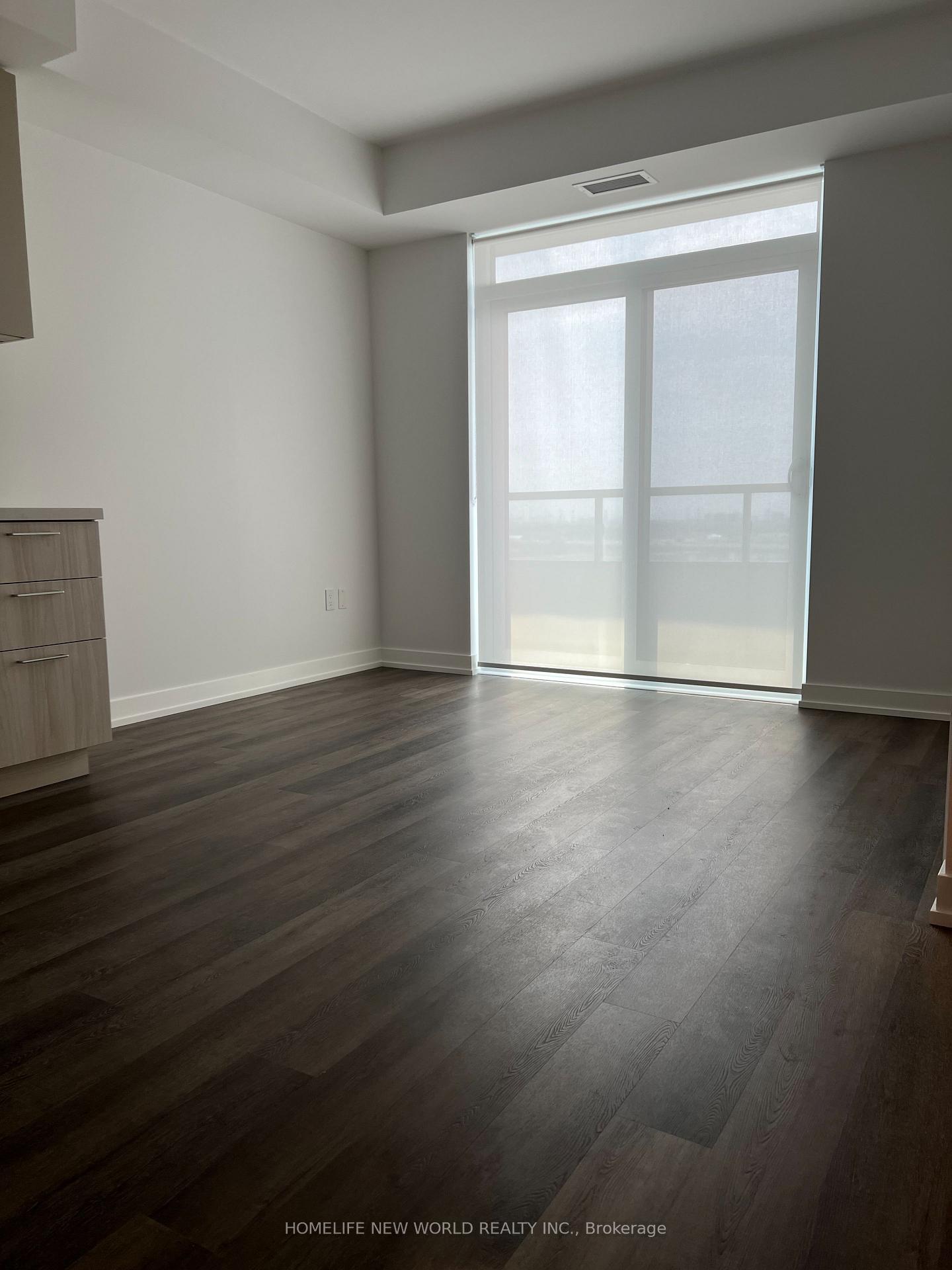 Photo 7 of Unit 1001, 21 Meadowvale Road, Vaughan, Concord — HOMEH