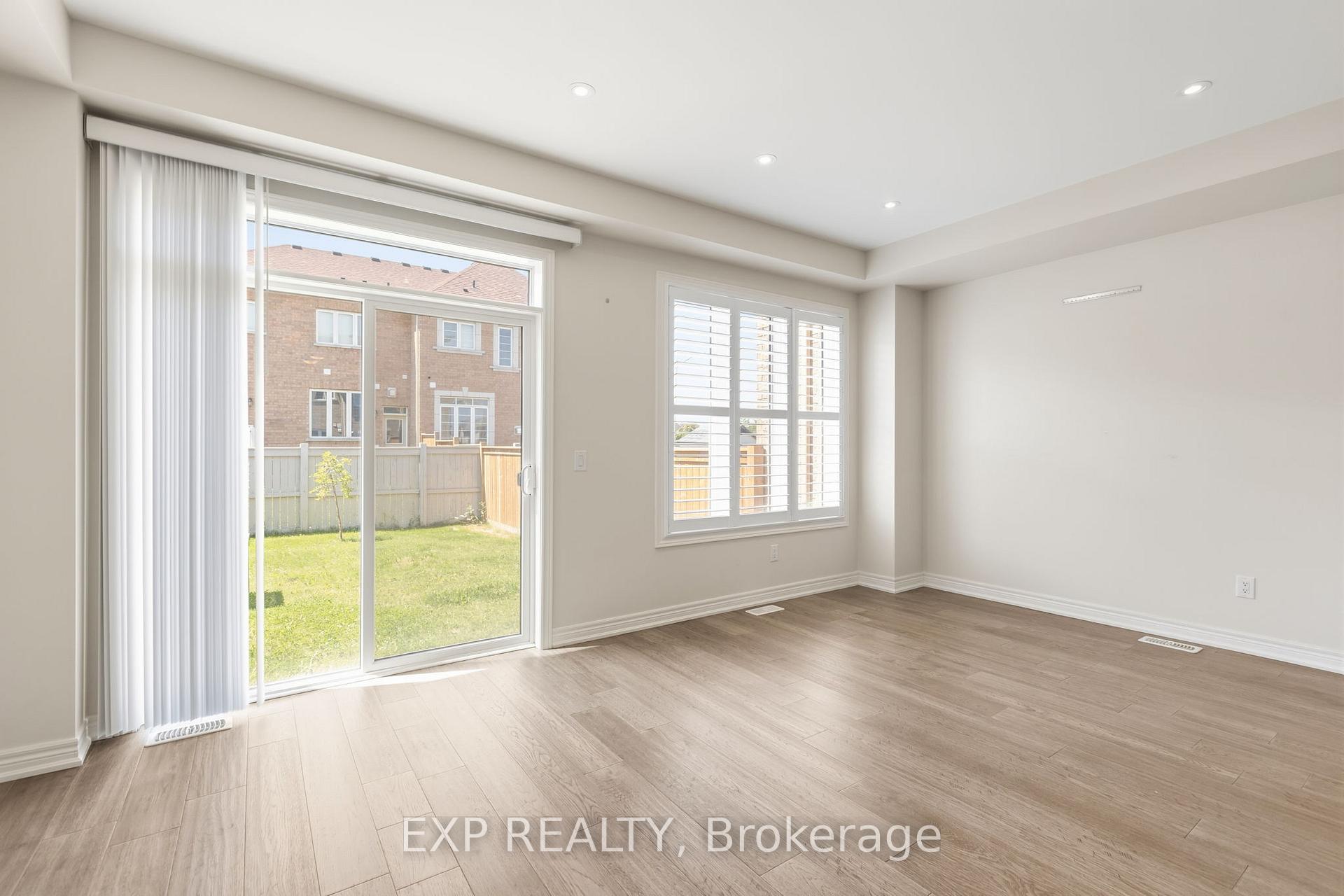 Photo 15 of 289 Raymond Road, Hamilton, Ancaster — HOMEH