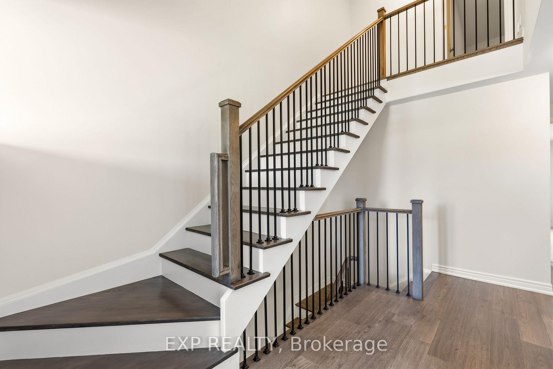 Photo 17 of 289 Raymond Road, Hamilton, Ancaster — HOMEH