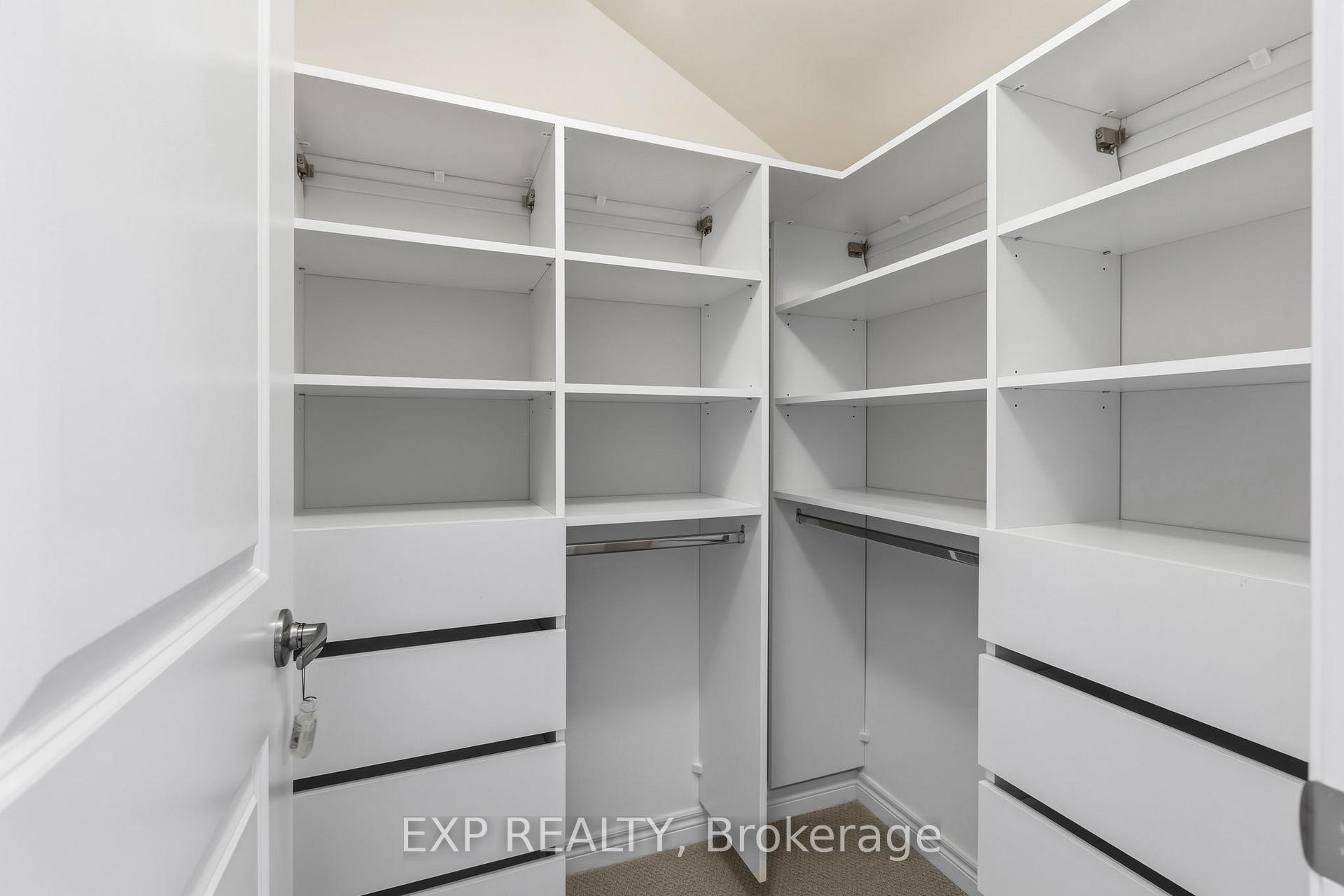 Photo 40 of 289 Raymond Road, Hamilton, Ancaster — HOMEH