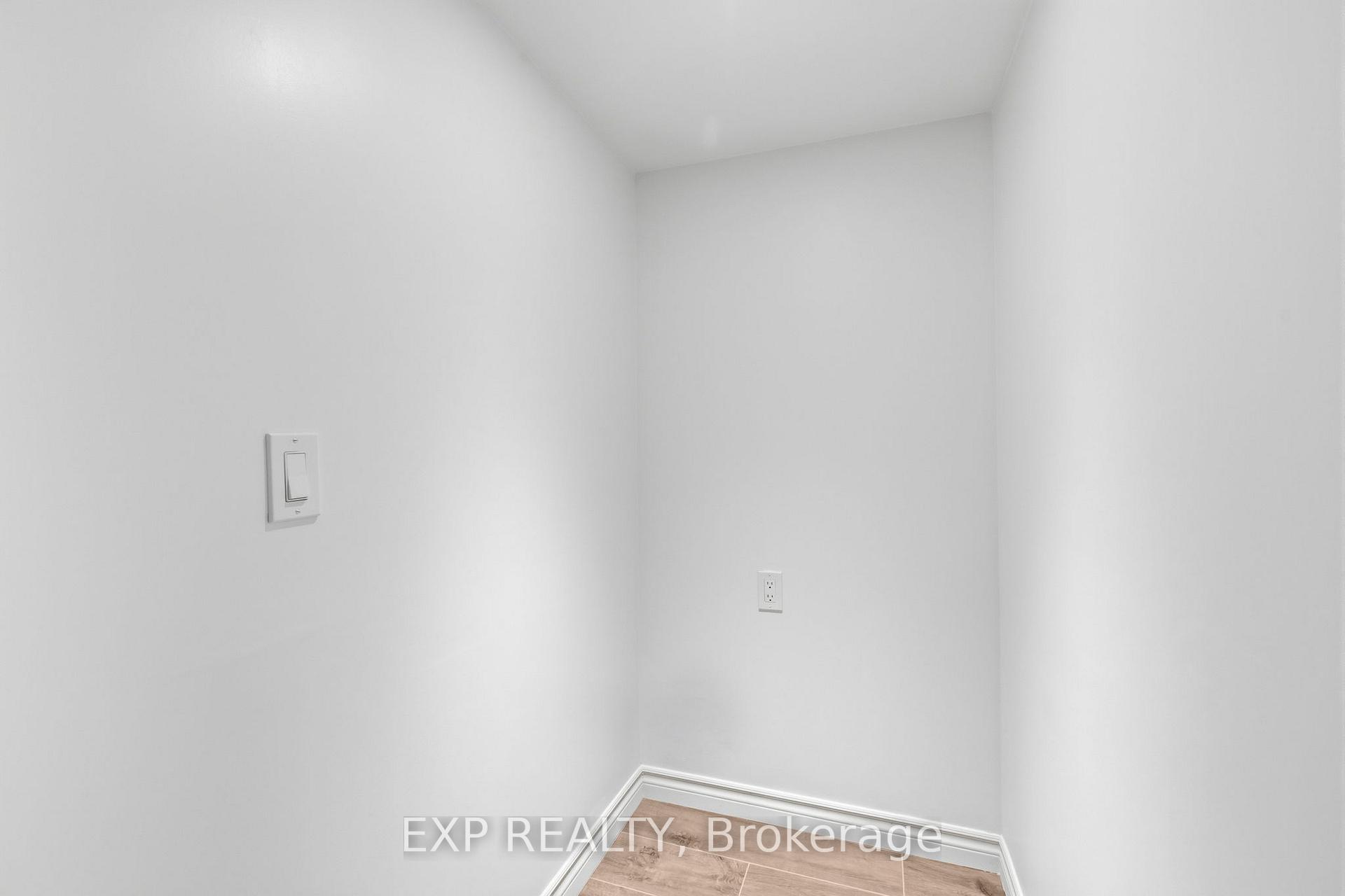 Photo 45 of 289 Raymond Road, Hamilton, Ancaster — HOMEH
