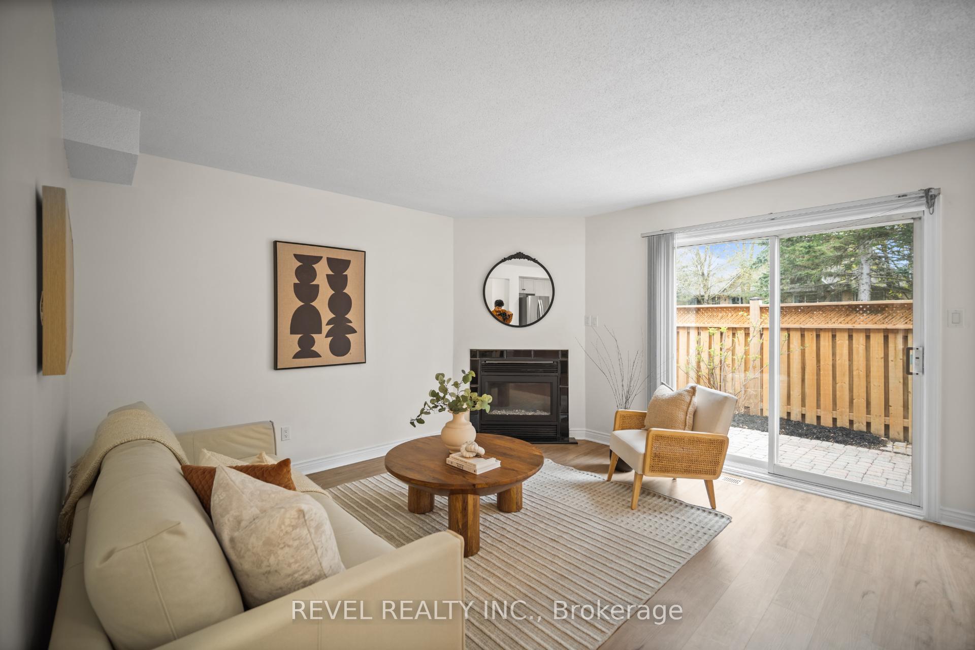 Photo 19 of Unit 10, 320 Hamilton Drive, Hamilton, Ancaster — HOMEH