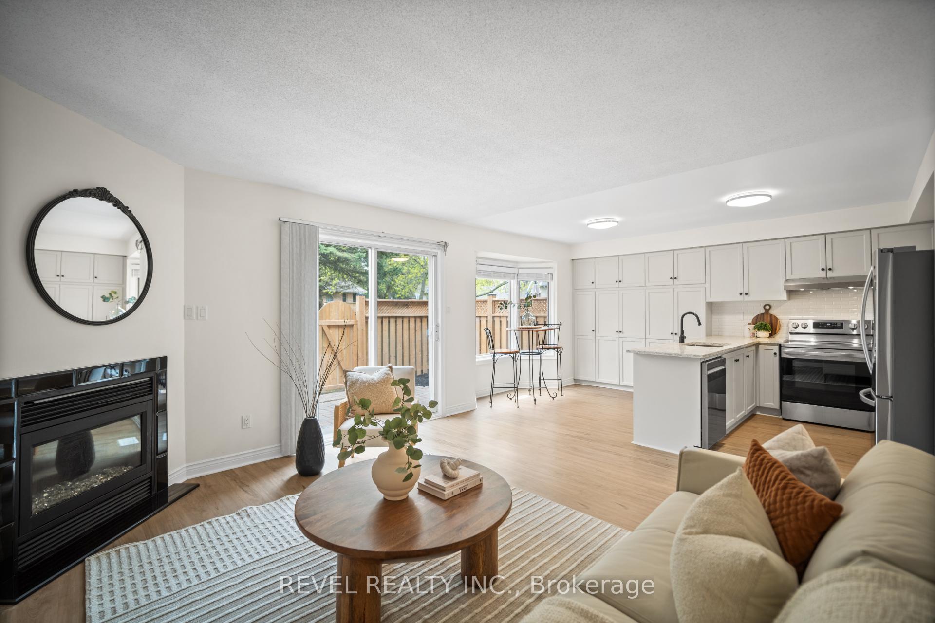 Photo 21 of Unit 10, 320 Hamilton Drive, Hamilton, Ancaster — HOMEH