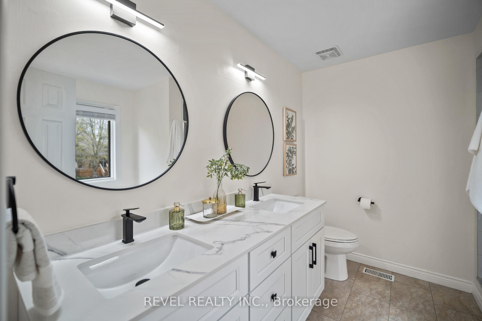 Photo 28 of Unit 10, 320 Hamilton Drive, Hamilton, Ancaster — HOMEH