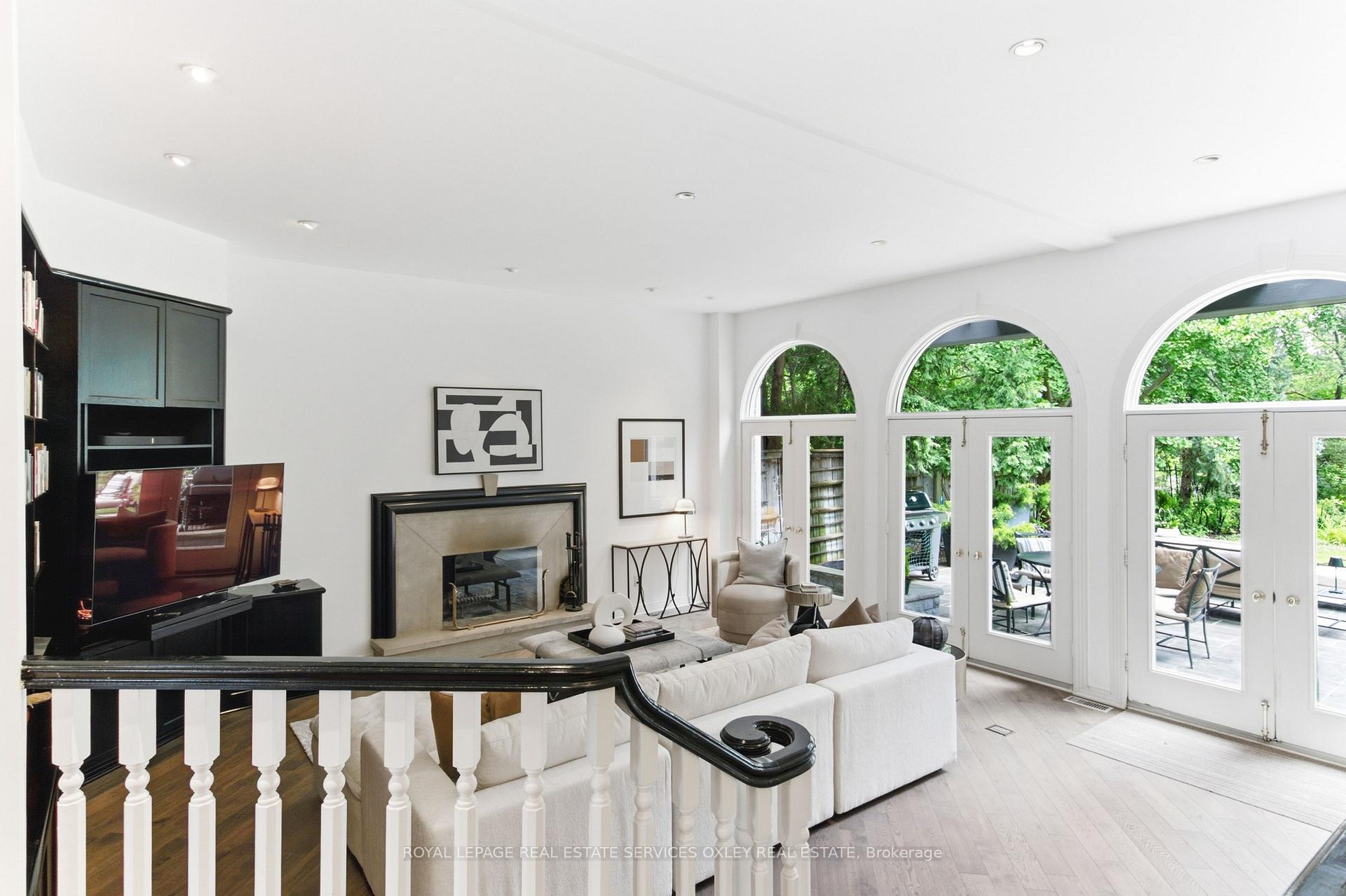 Photo 15 of 21 Astley Avenue, Toronto, Rosedale-Moore Park — HOMEH