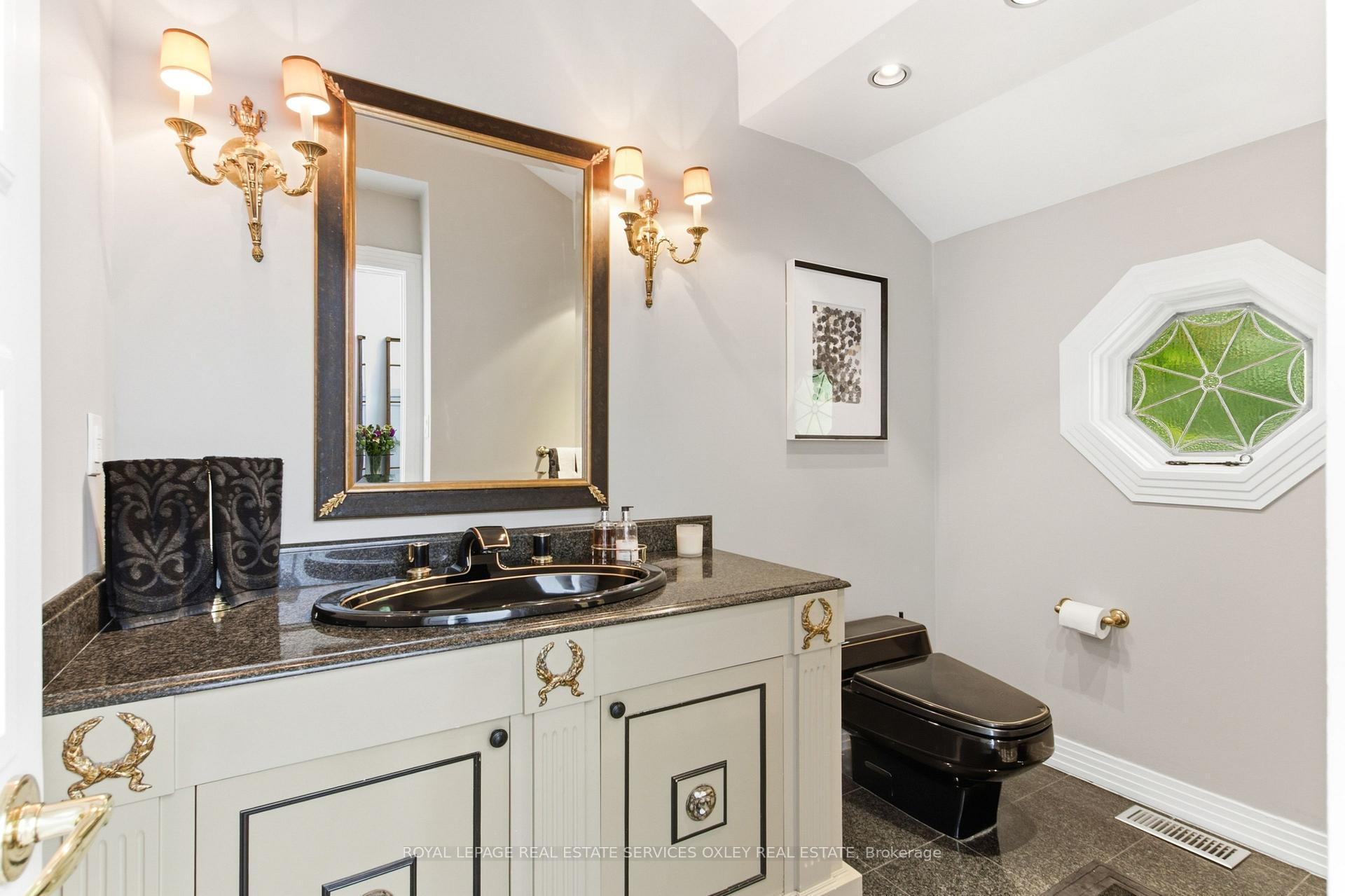 Photo 18 of 21 Astley Avenue, Toronto, Rosedale-Moore Park — HOMEH