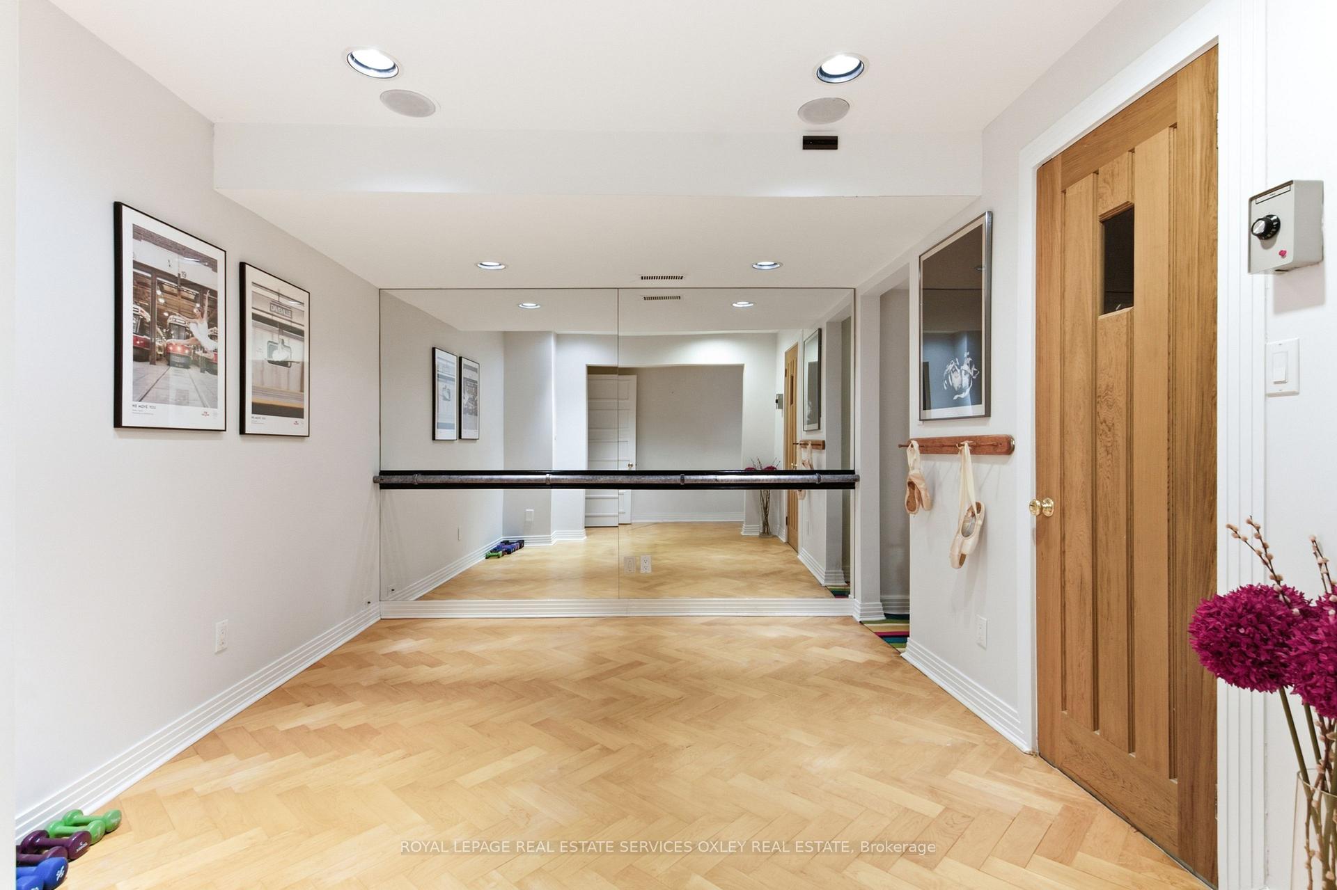 Photo 36 of 21 Astley Avenue, Toronto, Rosedale-Moore Park — HOMEH
