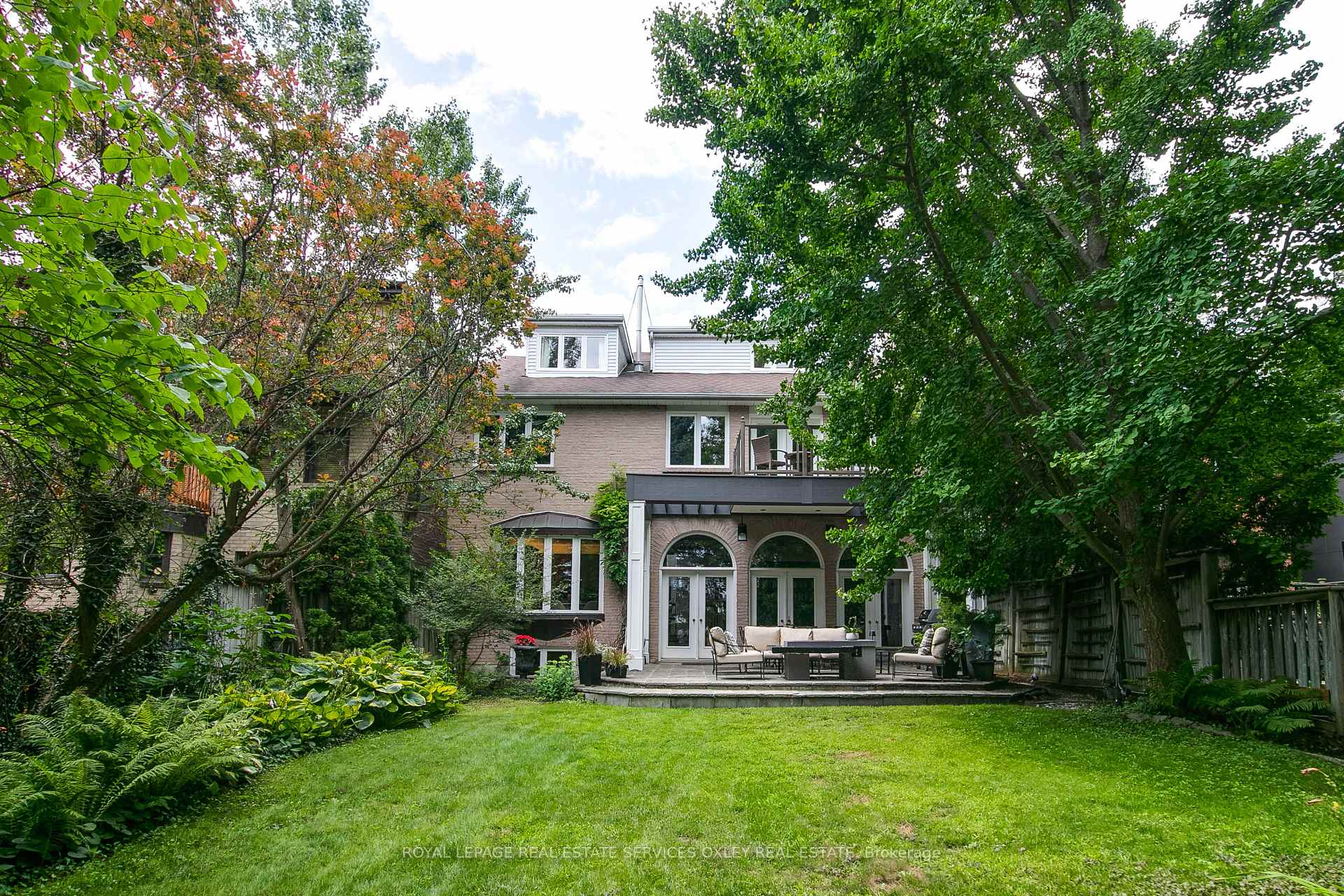 Photo 40 of 21 Astley Avenue, Toronto, Rosedale-Moore Park — HOMEH