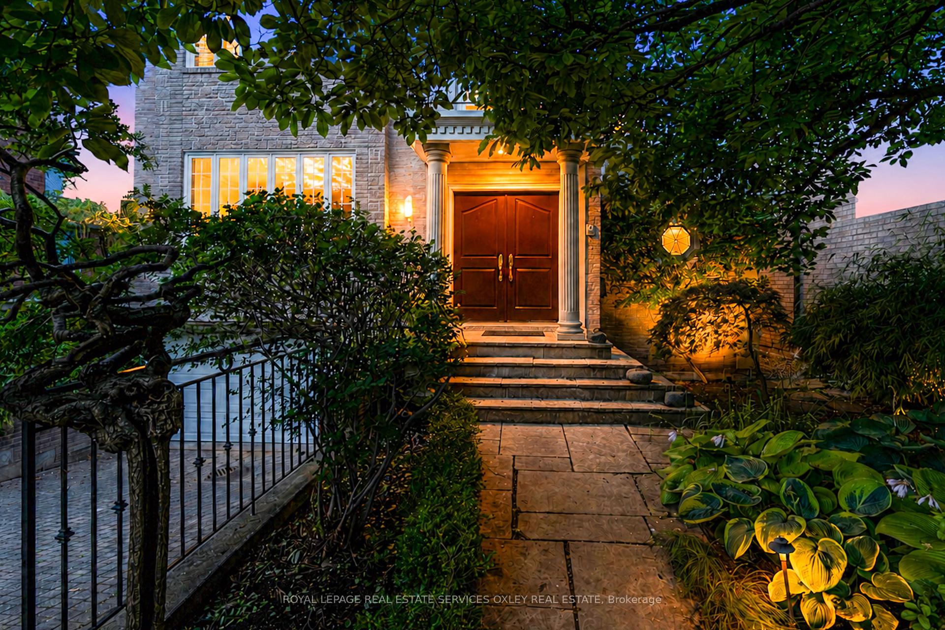 Photo 46 of 21 Astley Avenue, Toronto, Rosedale-Moore Park — HOMEH