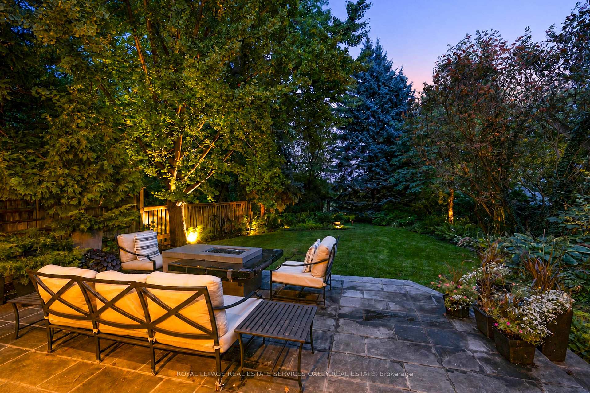 Photo 49 of 21 Astley Avenue, Toronto, Rosedale-Moore Park — HOMEH