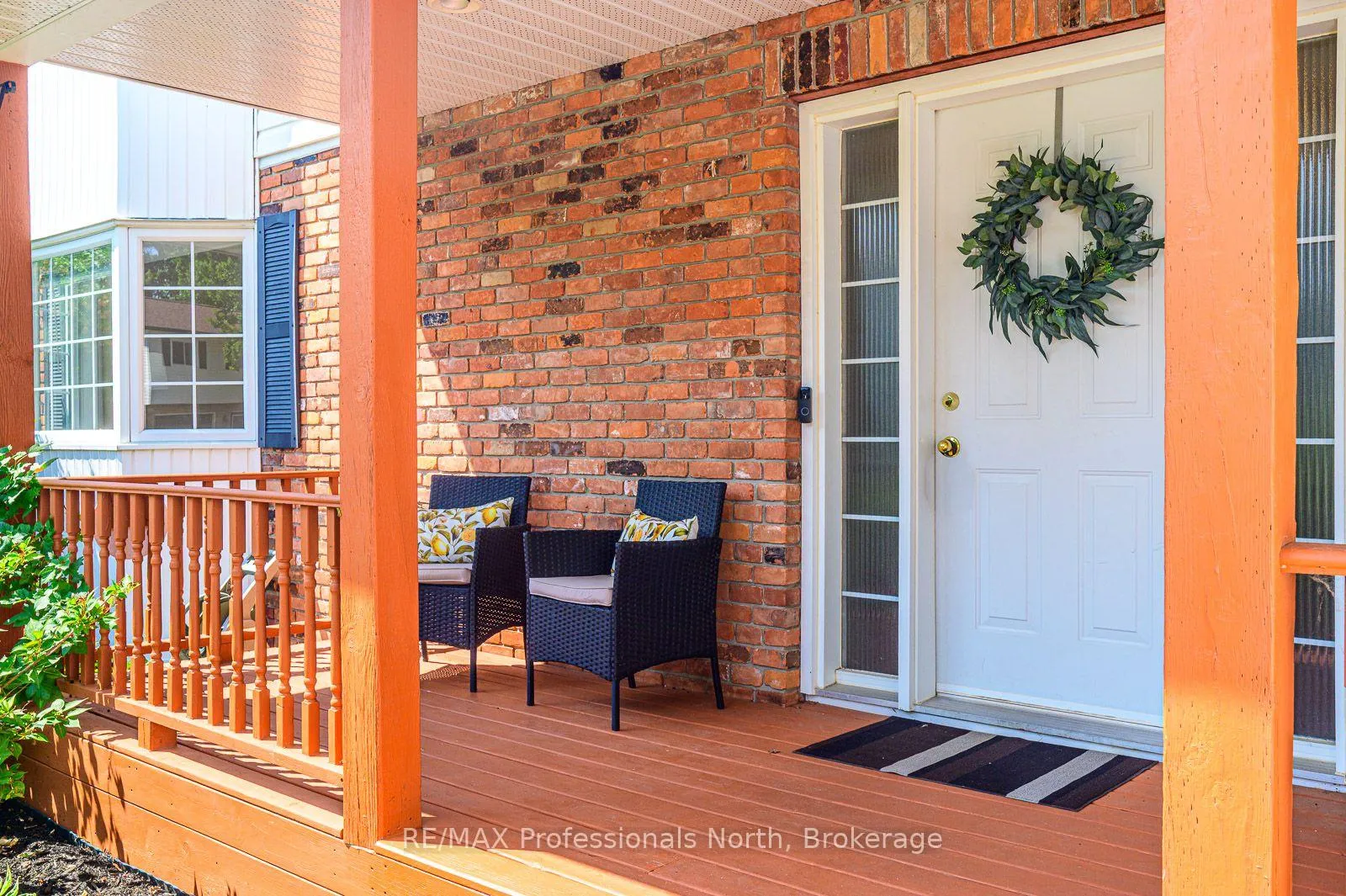 Photo 3 of 18 Heritage Crescent, Huntsville — HOMEH