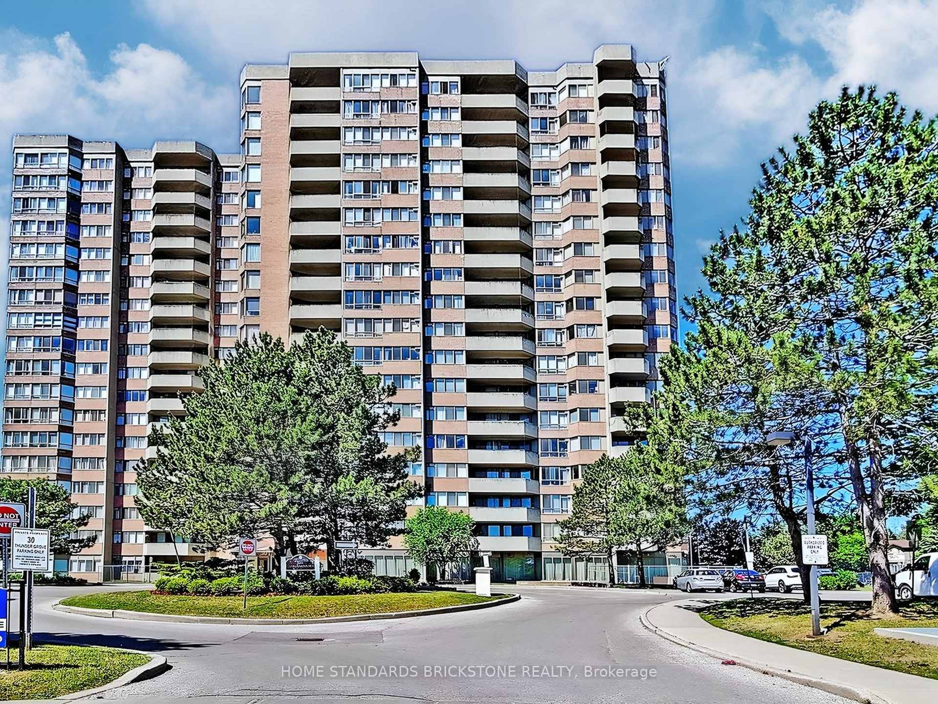 Photo 2 of Unit 1705, 30 Thunder Grove, Scarborough, Agincourt North — HOMEH