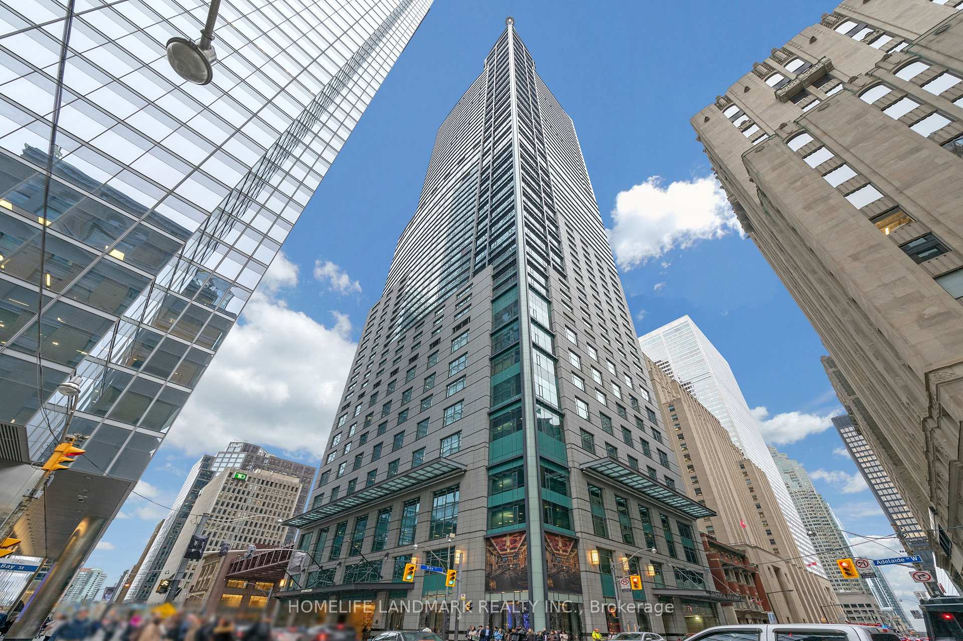 Front of Unit 4106, 311 Bay Street