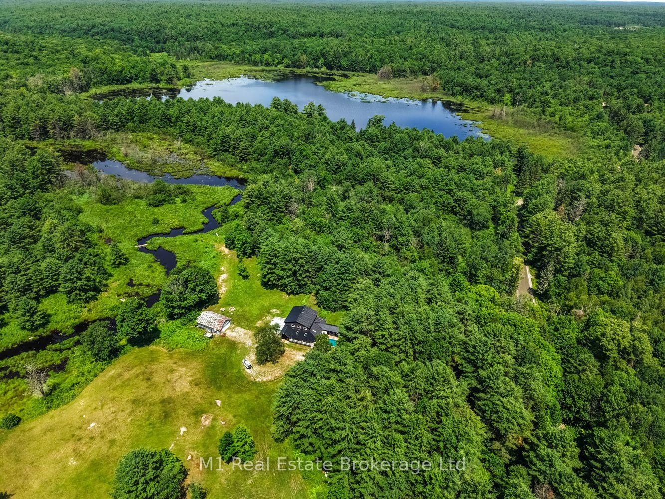 Photo 5 of 259 Nippissing Road, Seguin — HOMEH