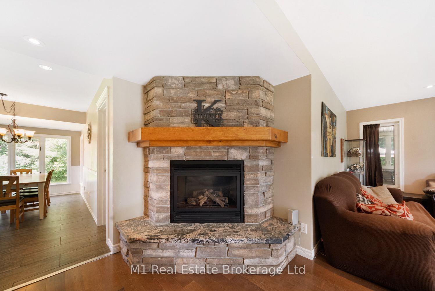 Photo 13 of 259 Nippissing Road, Seguin — HOMEH