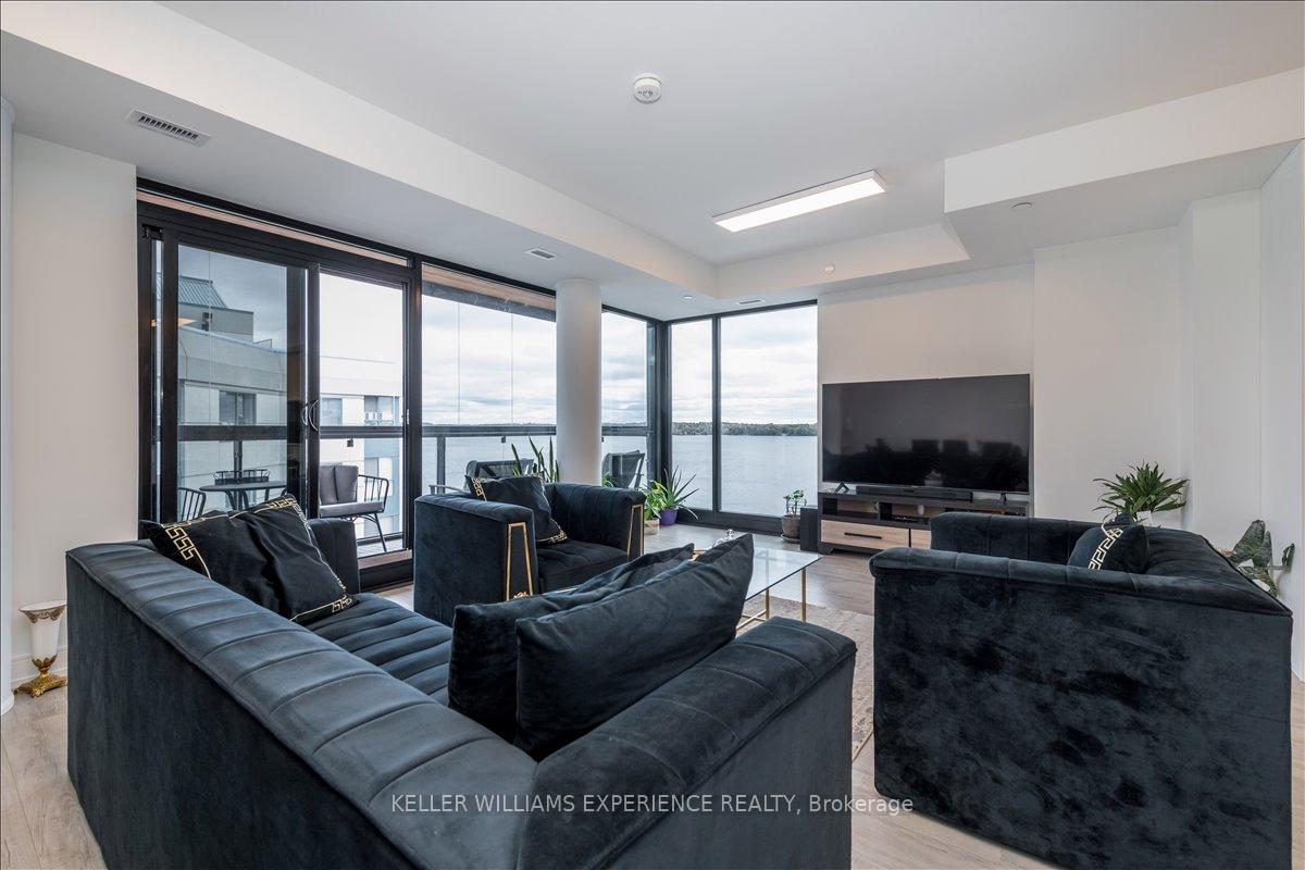 Photo 6 of Unit 714, 185 Dunlop Street E, Barrie, Lakeshore — HOMEH