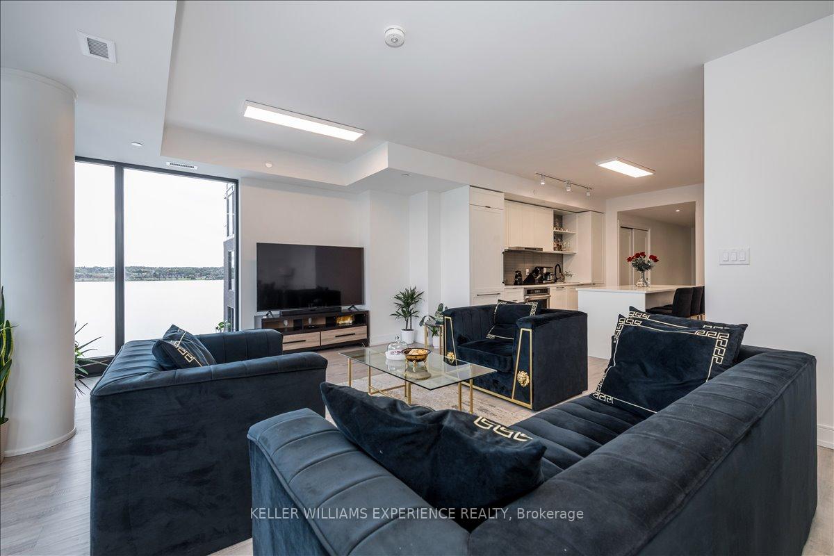 Photo 9 of Unit 714, 185 Dunlop Street E, Barrie, Lakeshore — HOMEH
