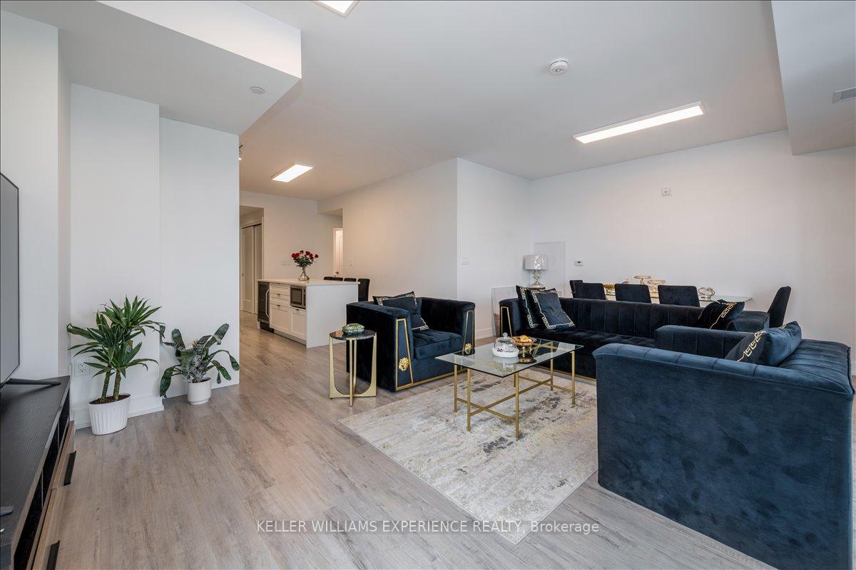 Photo 10 of Unit 714, 185 Dunlop Street E, Barrie, Lakeshore — HOMEH