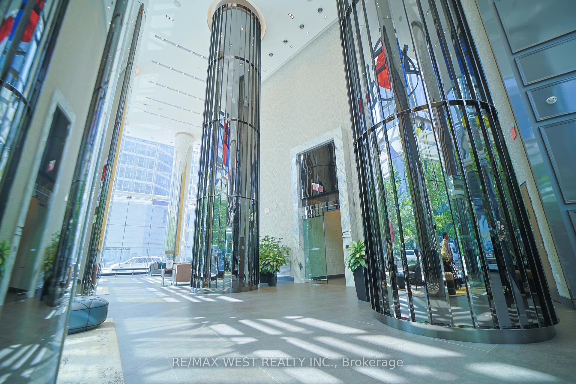 Photo of Unit 1101, 10 York Street