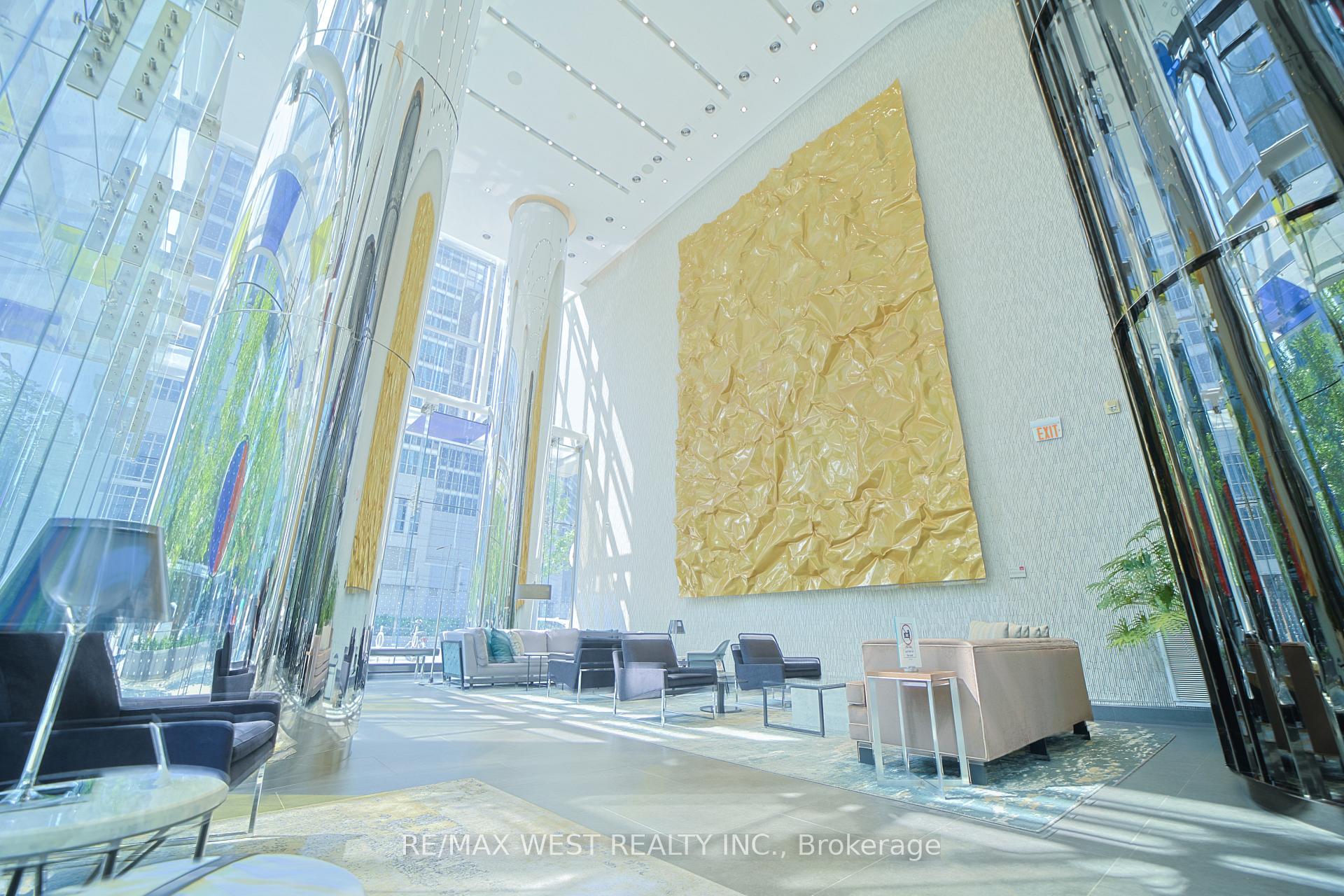 Photo 2 of Unit 1101, 10 York Street, Toronto, Waterfront Communities — HOMEH