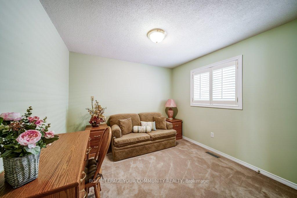 Photo 25 of 106 Burnaby Drive, Georgina, Keswick North — HOMEH
