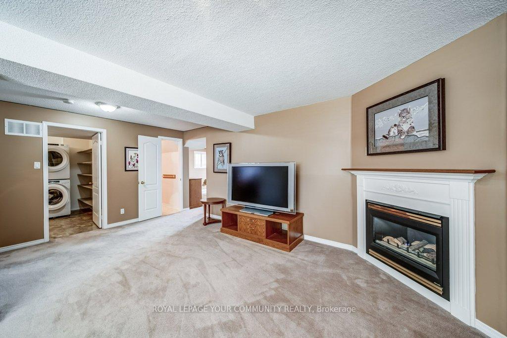 Photo 32 of 106 Burnaby Drive, Georgina, Keswick North — HOMEH