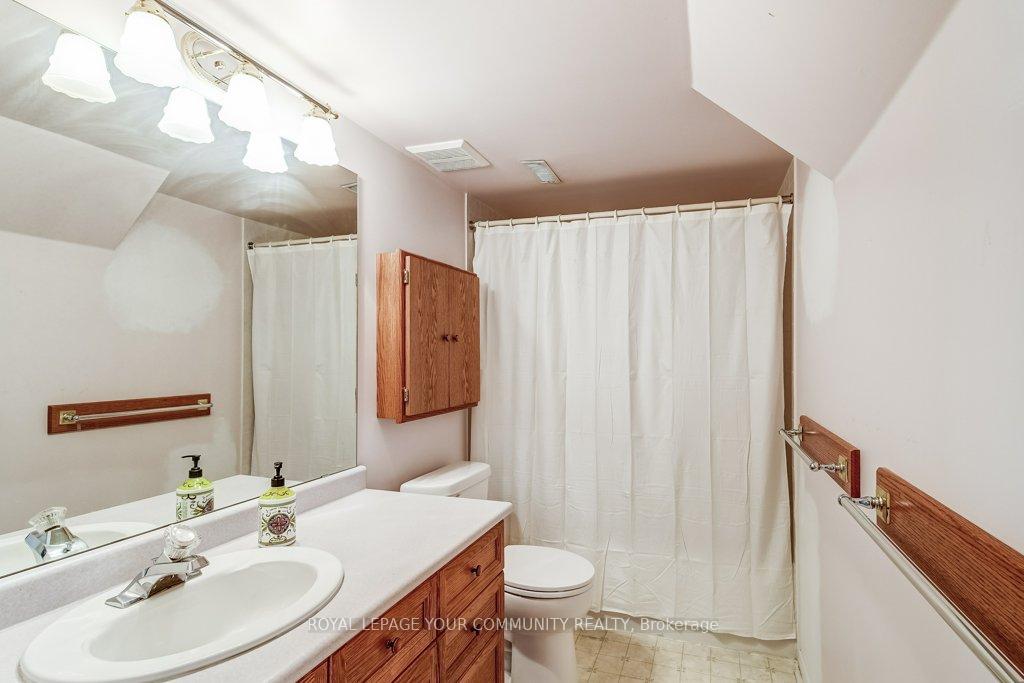Photo 34 of 106 Burnaby Drive, Georgina, Keswick North — HOMEH