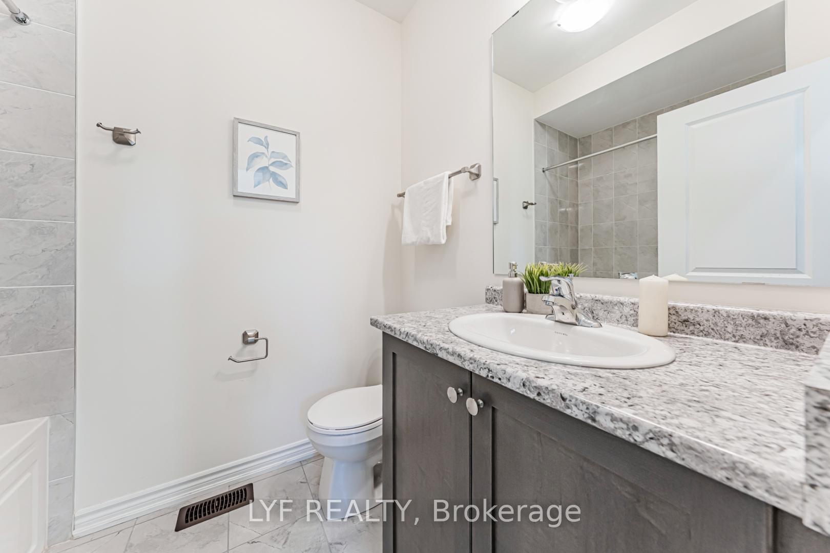 Photo 43 of 20 Lord Melborne Street, Markham, Victoria Square — HOMEH